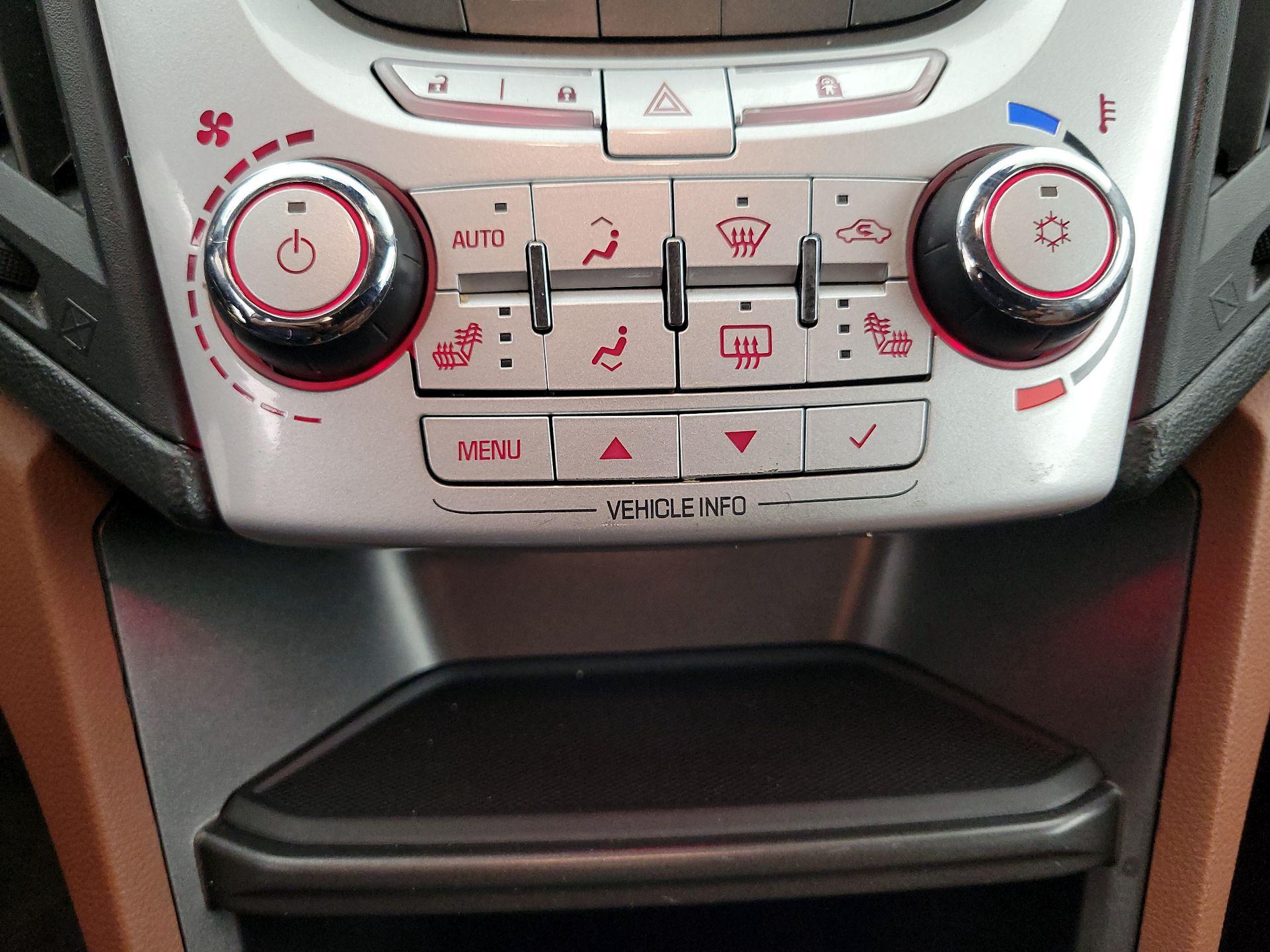 Thumbnail: 2017 Chevrolet Equinox - 15