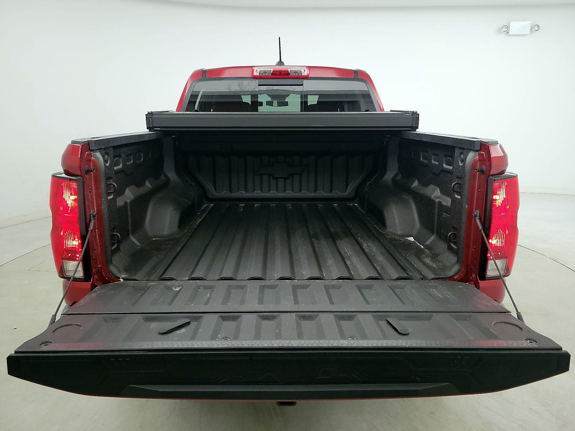 Thumbnail: 2023 Chevrolet Colorado - 20