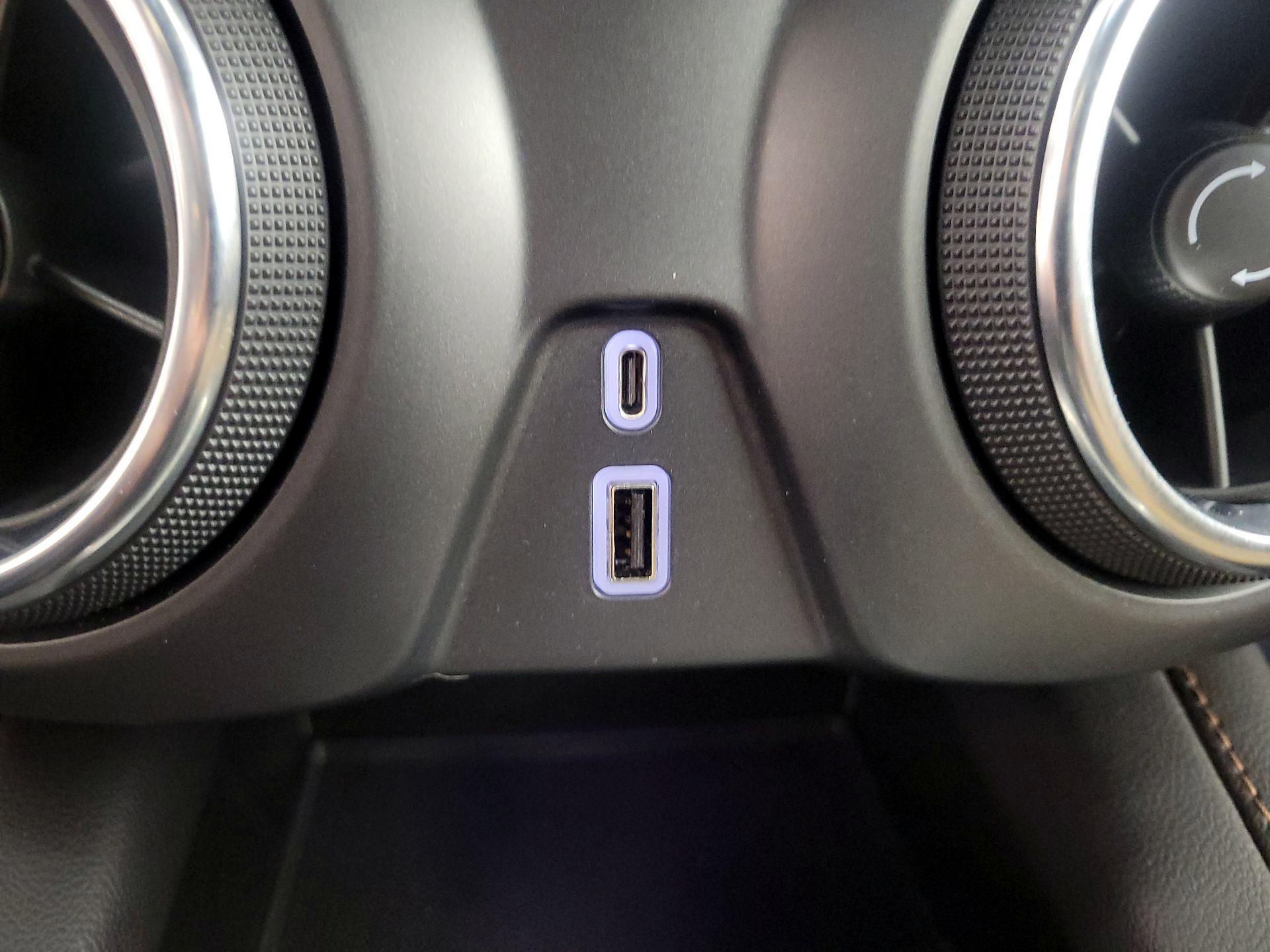 Thumbnail: 2022 Chevrolet Blazer - 19