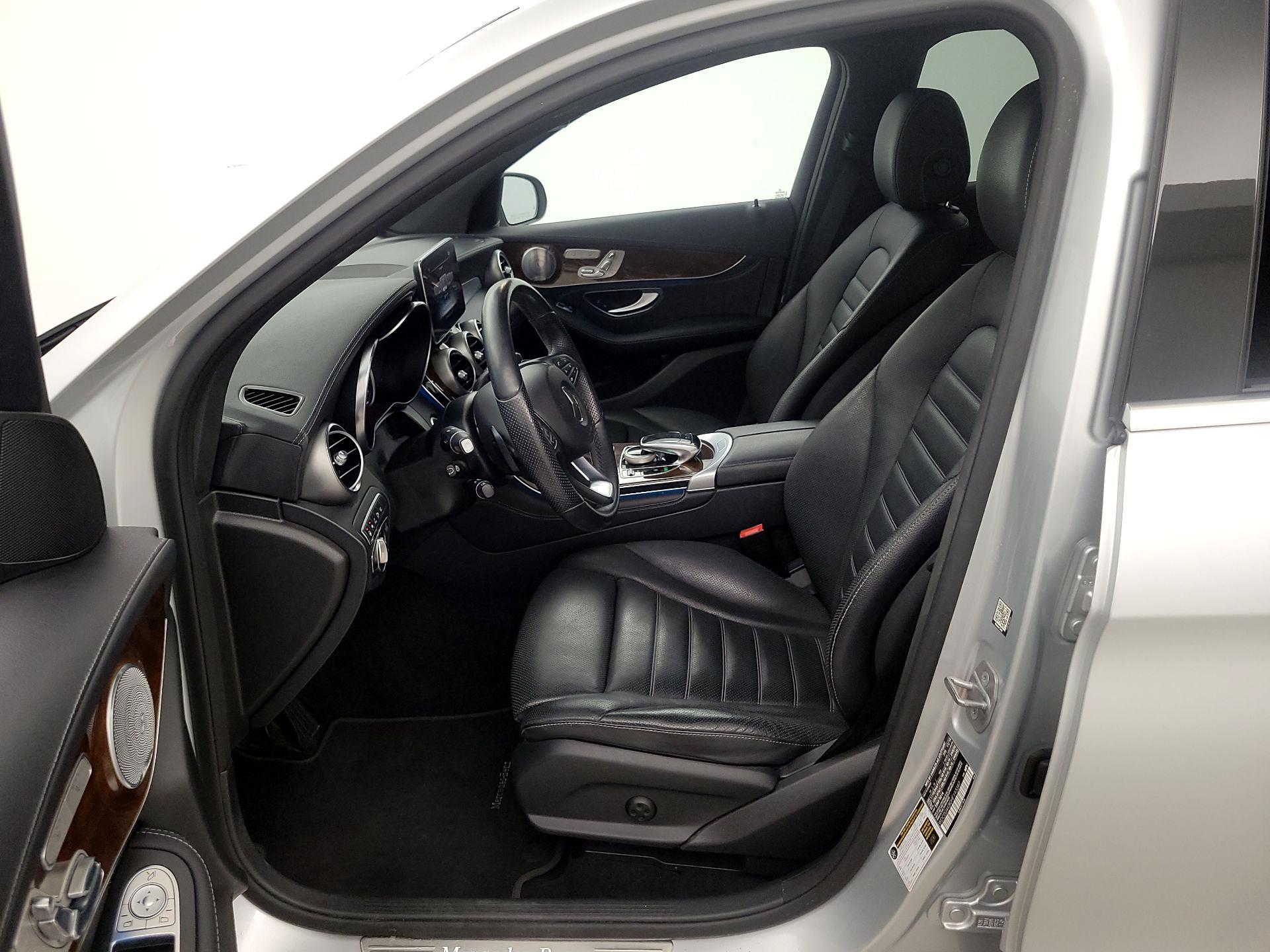 Thumbnail: 2017 Mercedes-Benz GLC - 11