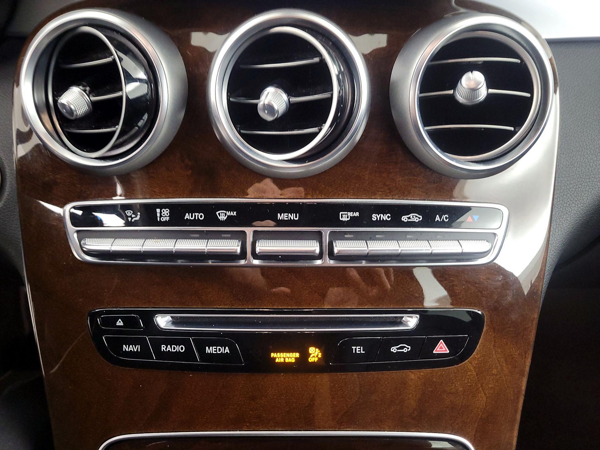 Thumbnail: 2017 Mercedes-Benz GLC - 16