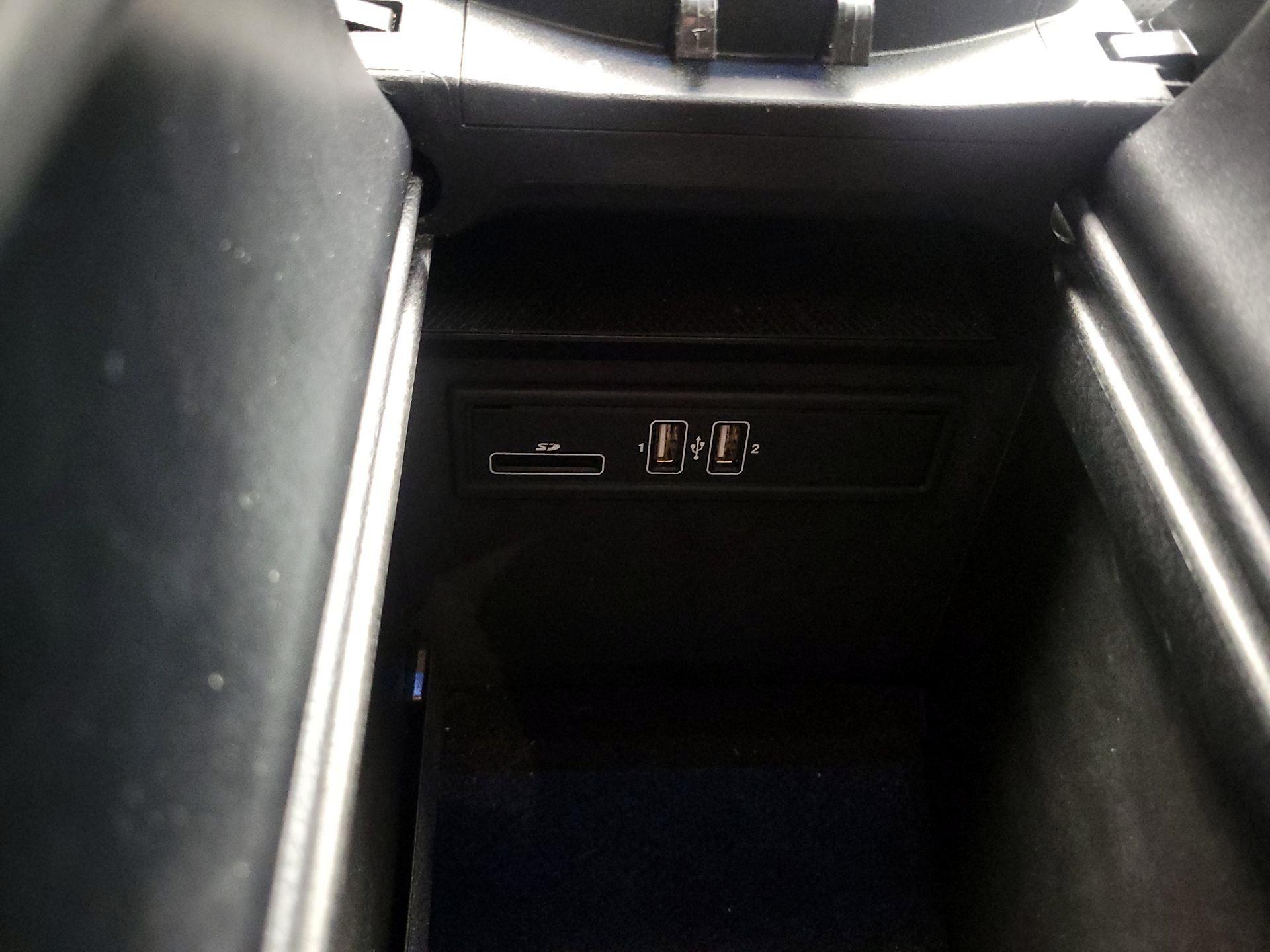 Thumbnail: 2017 Mercedes-Benz GLC - 18