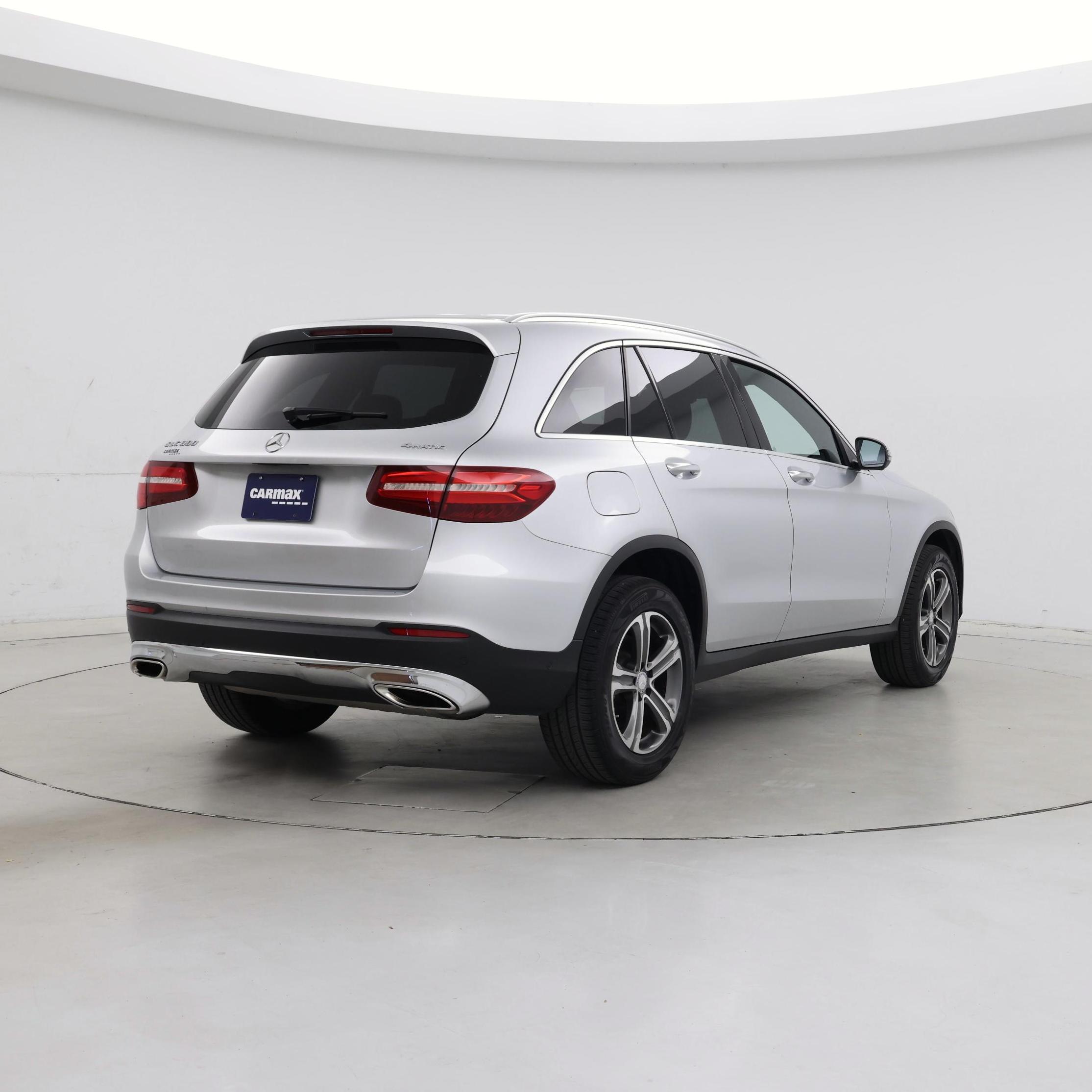 Thumbnail: 2017 Mercedes-Benz GLC - 8