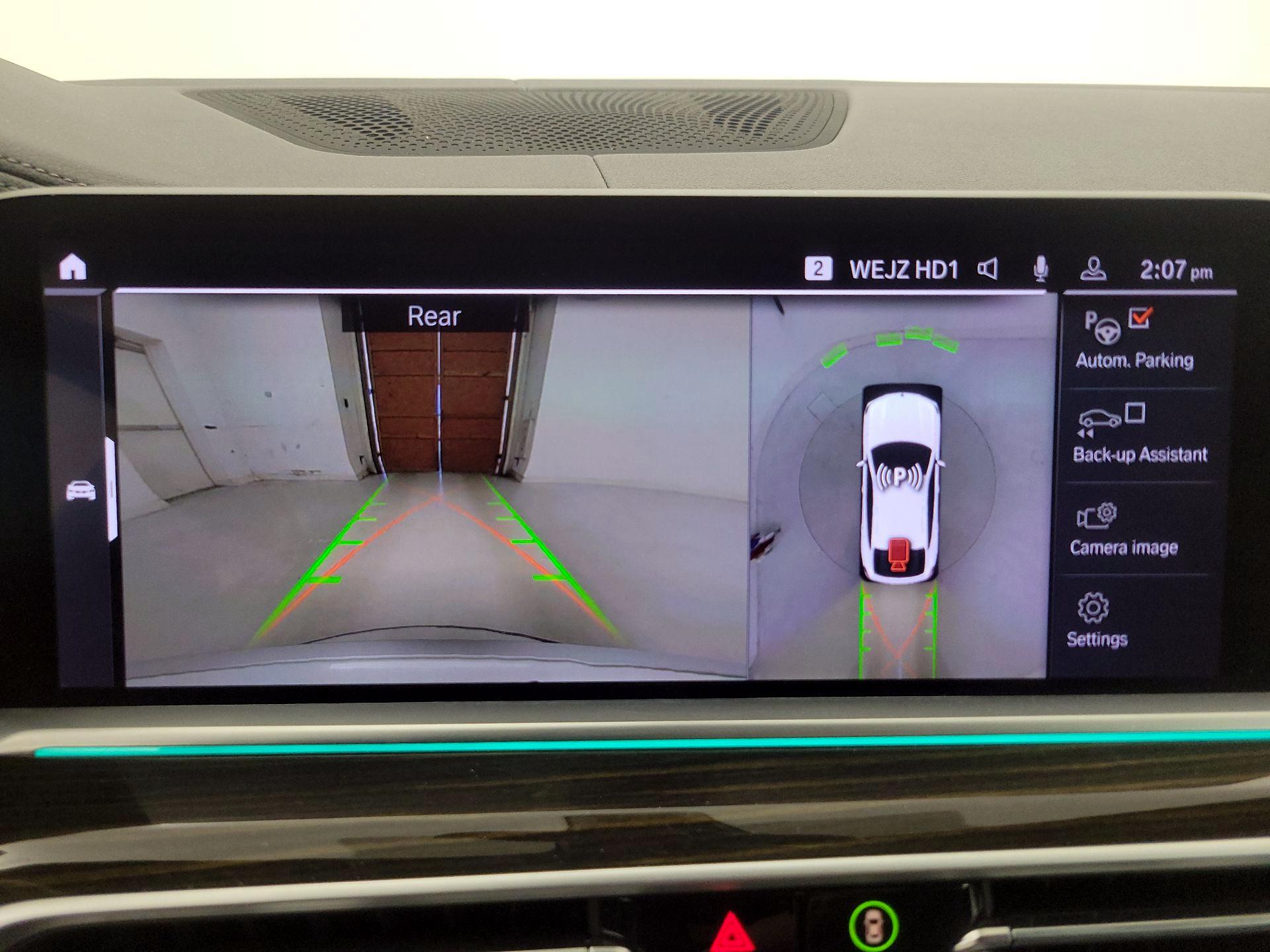 Thumbnail: 2021 BMW X6 - 15