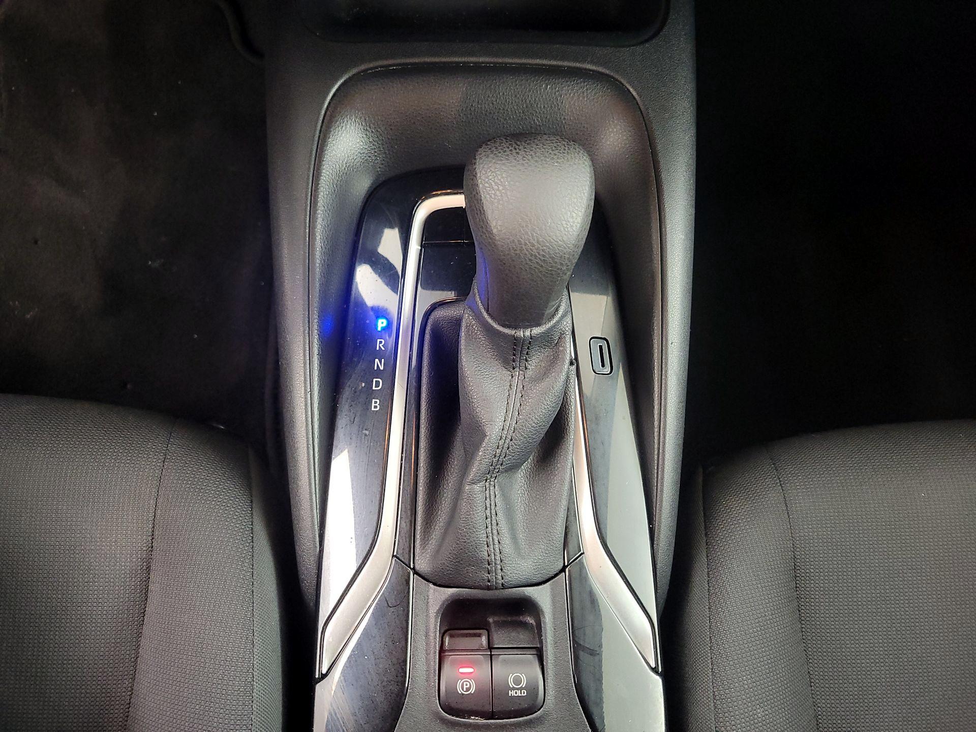 Thumbnail: 2021 Toyota Corolla - 17