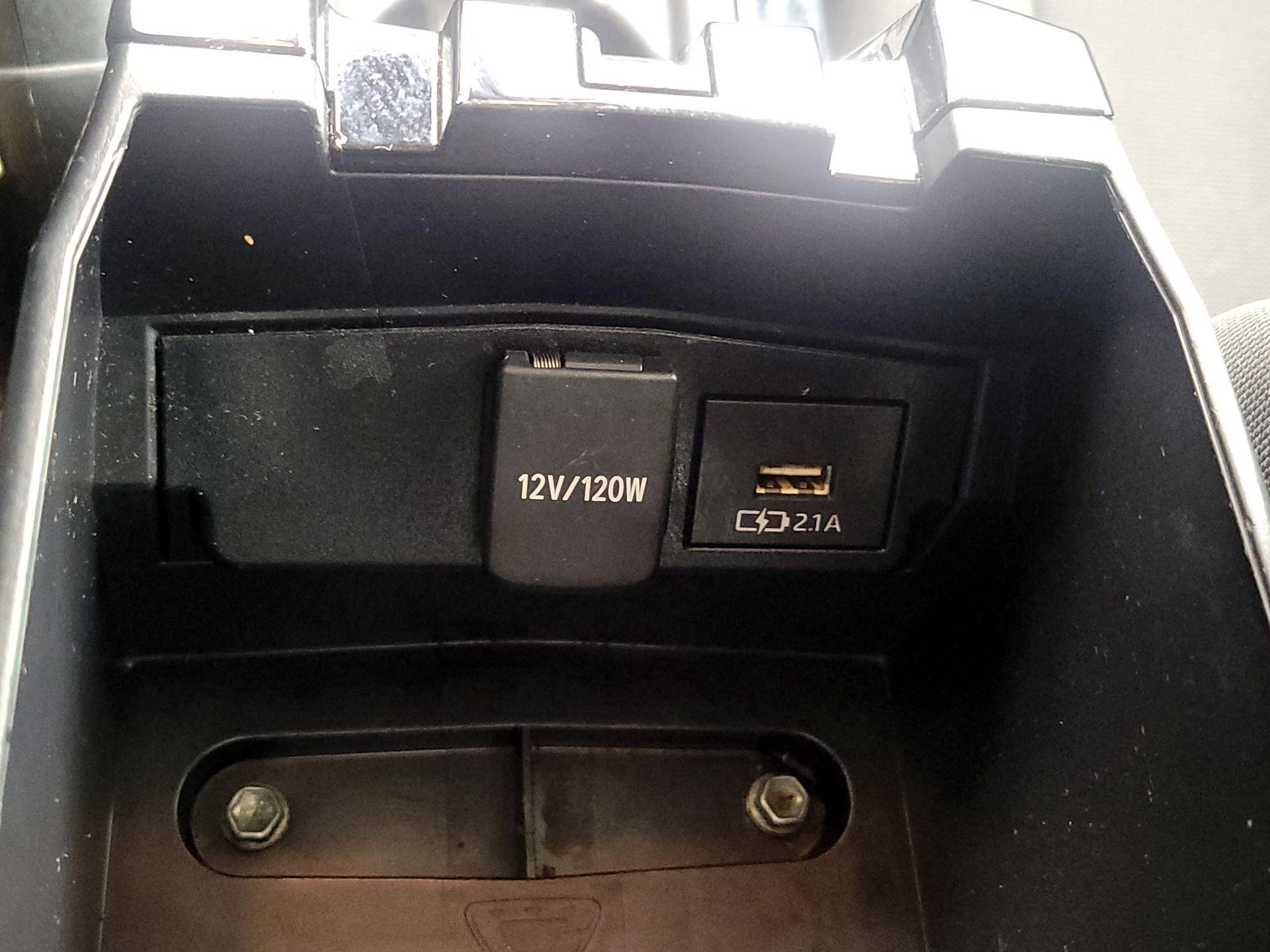 Thumbnail: 2021 Toyota Corolla - 18