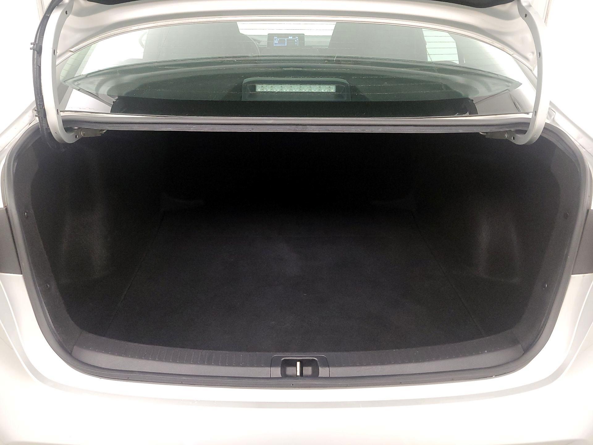 Thumbnail: 2021 Toyota Corolla - 20