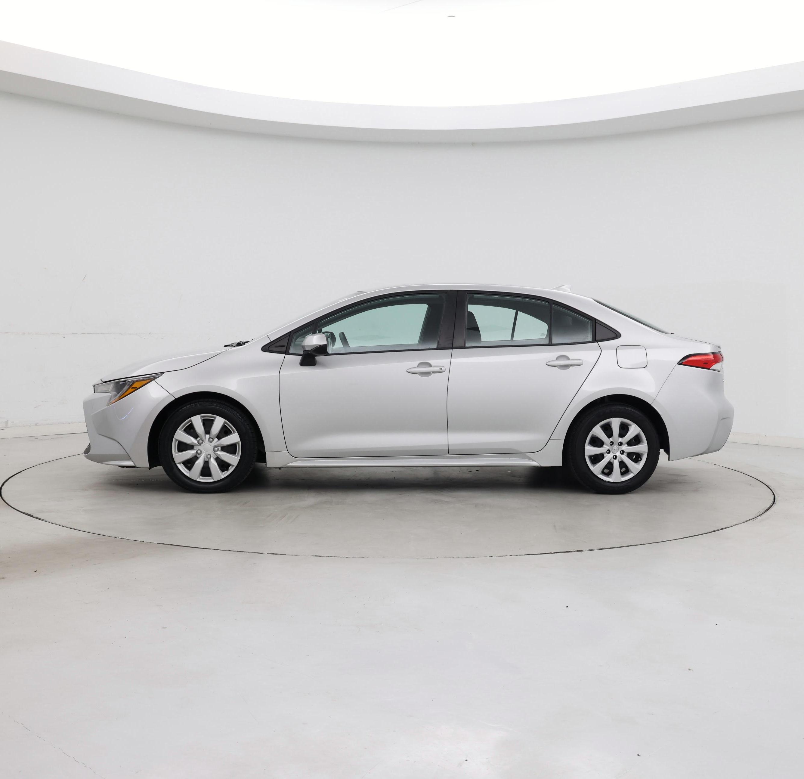 Thumbnail: 2021 Toyota Corolla - 3