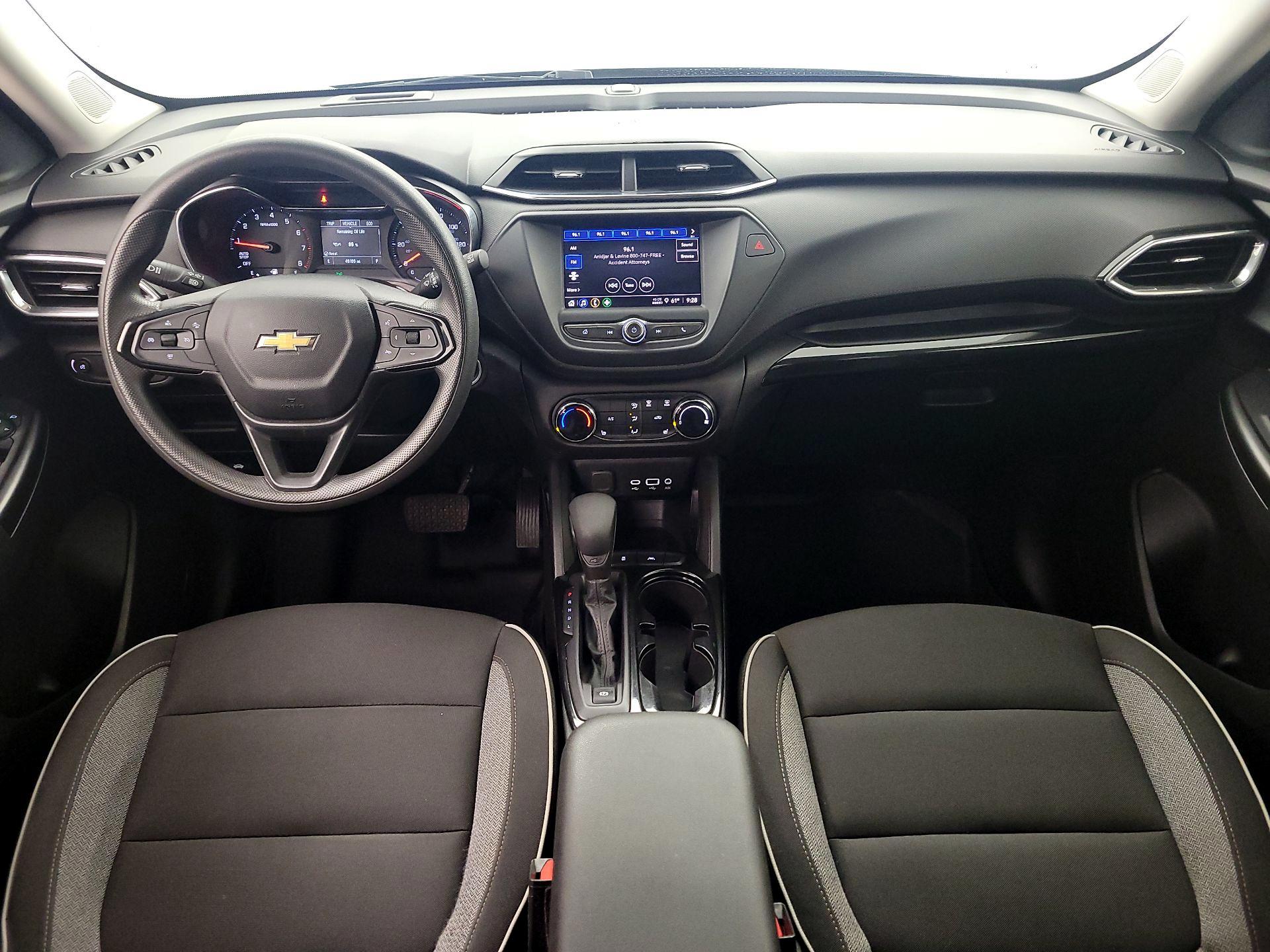 Thumbnail: 2023 Chevrolet TrailBlazer - 9