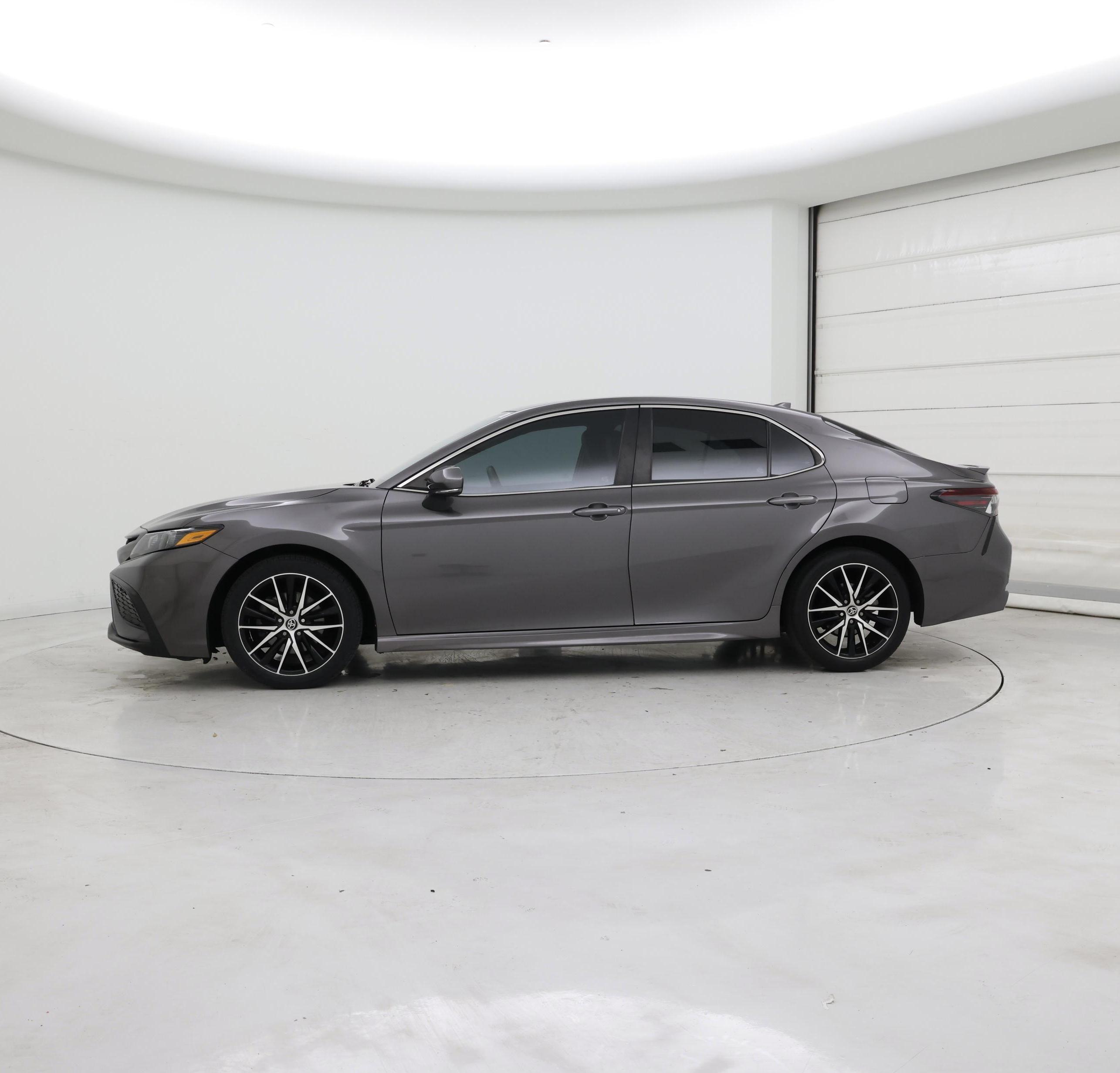 Thumbnail: 2023 Toyota Camry - 3