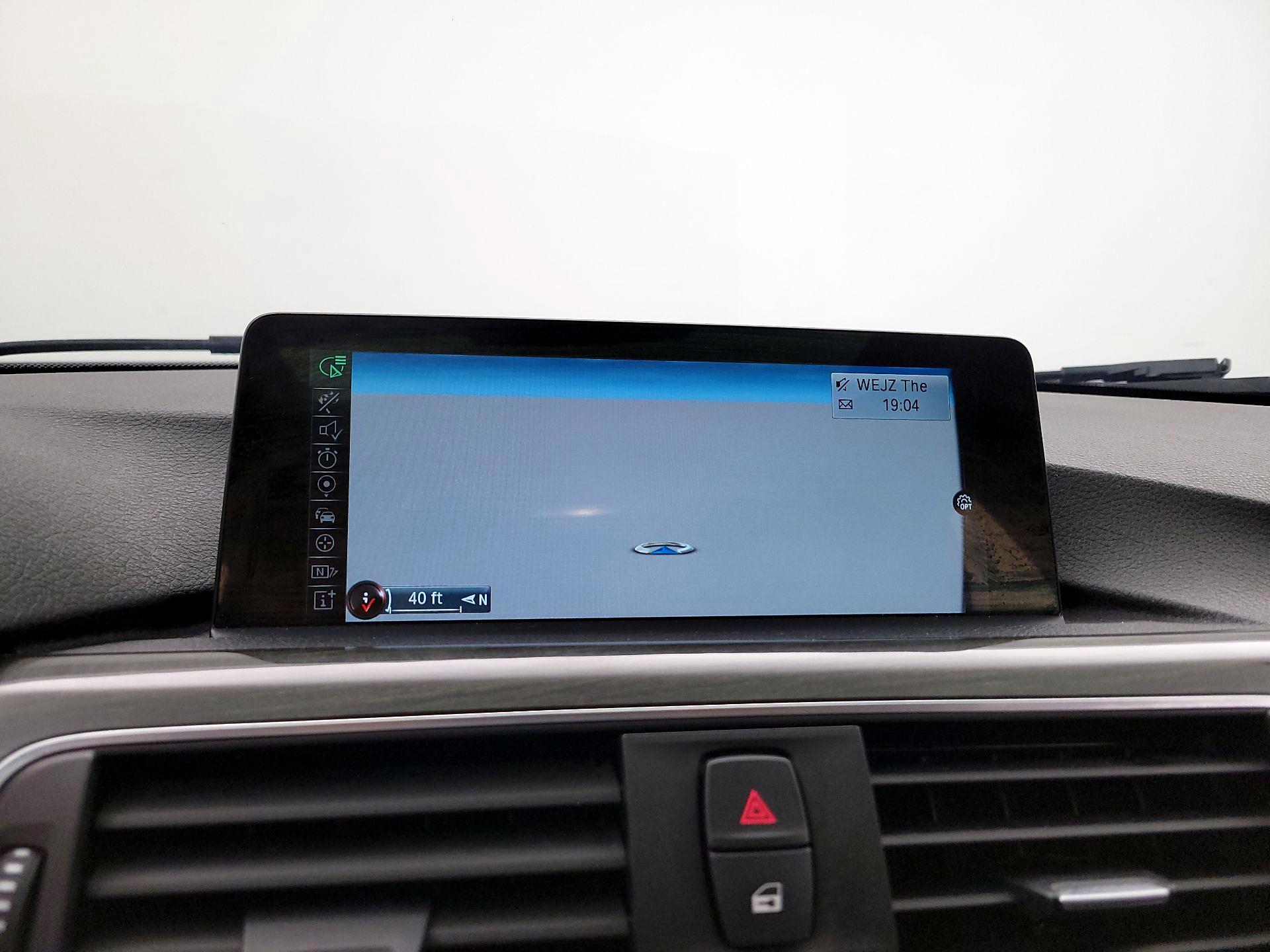 Thumbnail: 2016 BMW 3 Series - 14