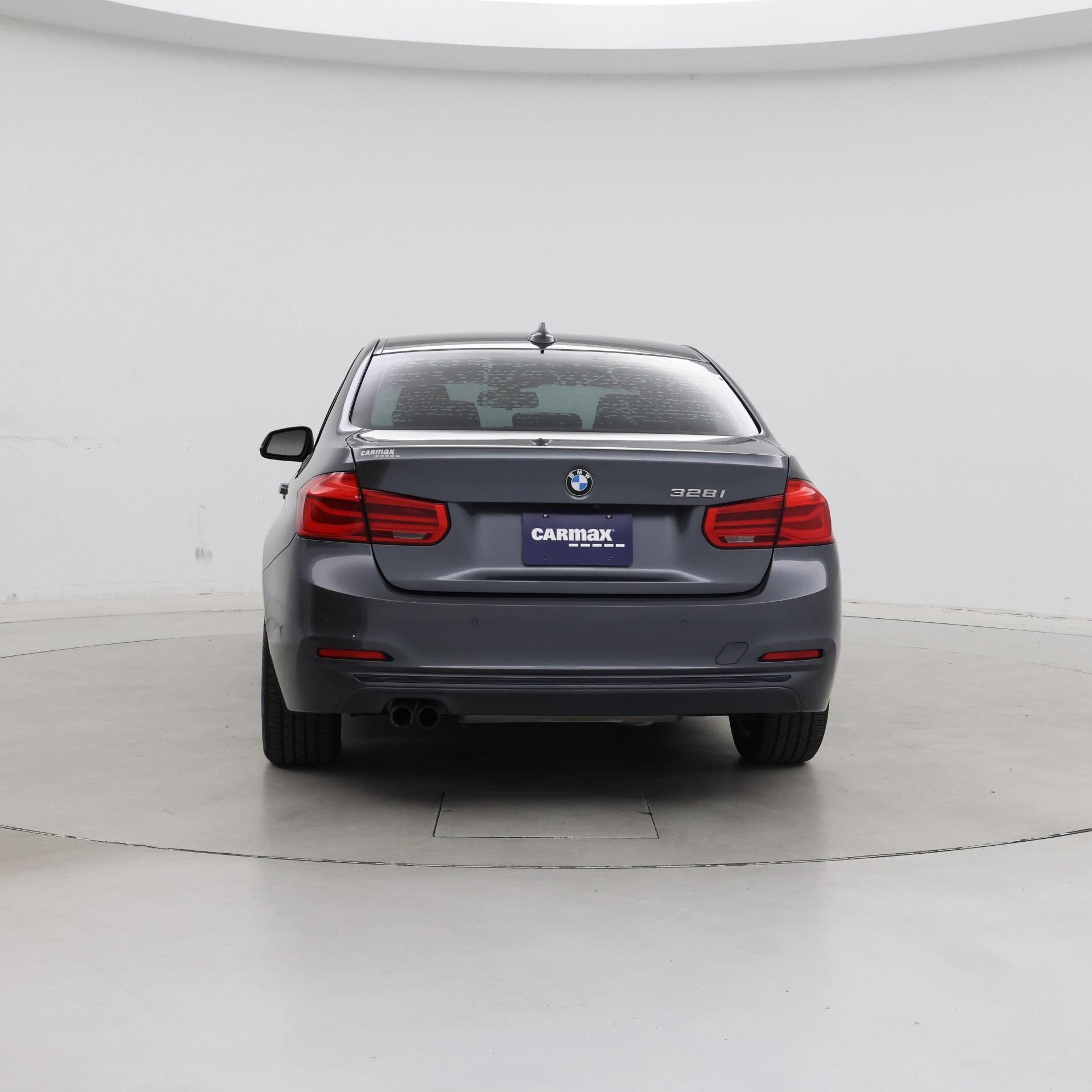 Thumbnail: 2016 BMW 3 Series - 6