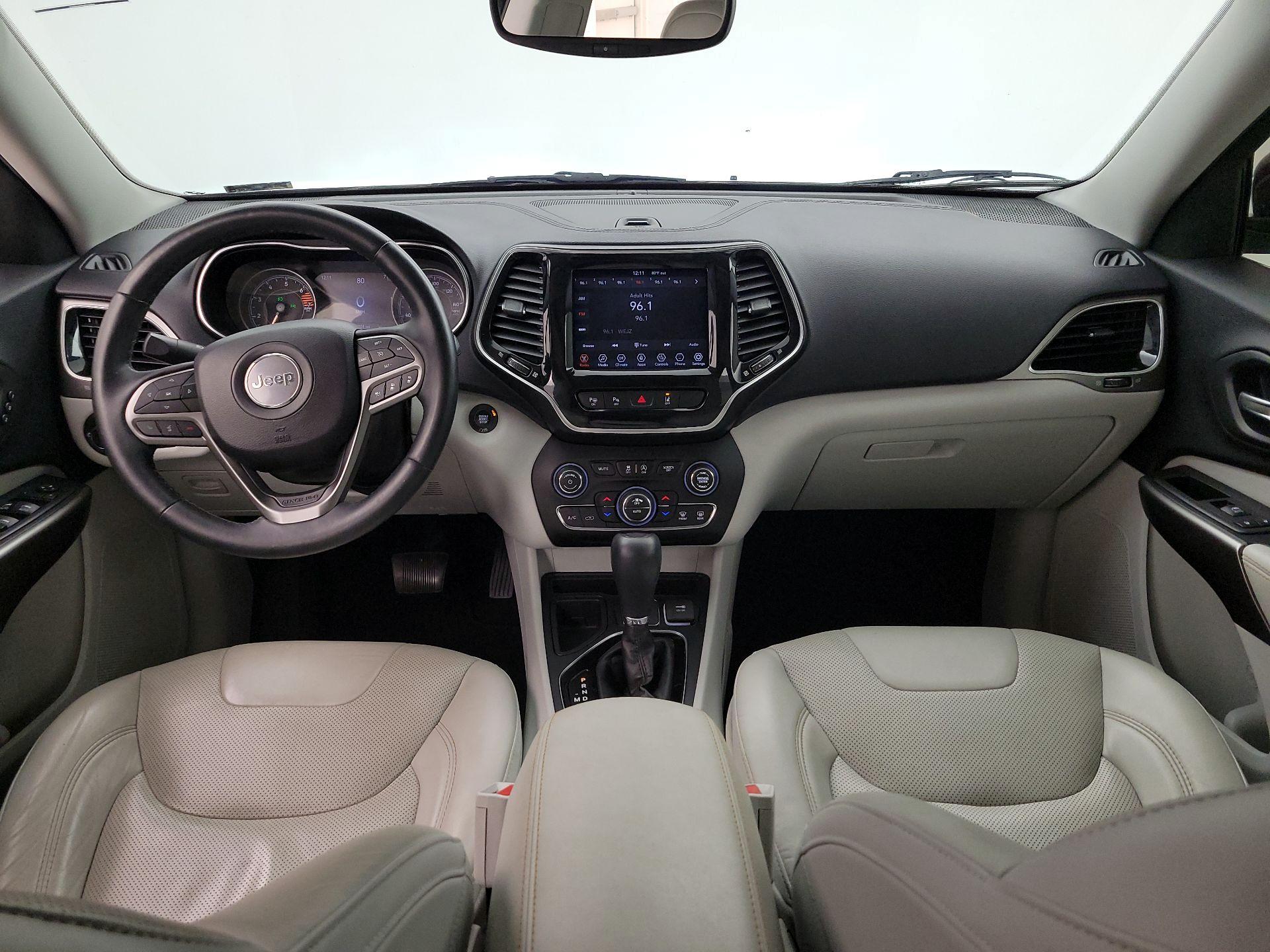 Thumbnail: 2019 Jeep Cherokee - 9