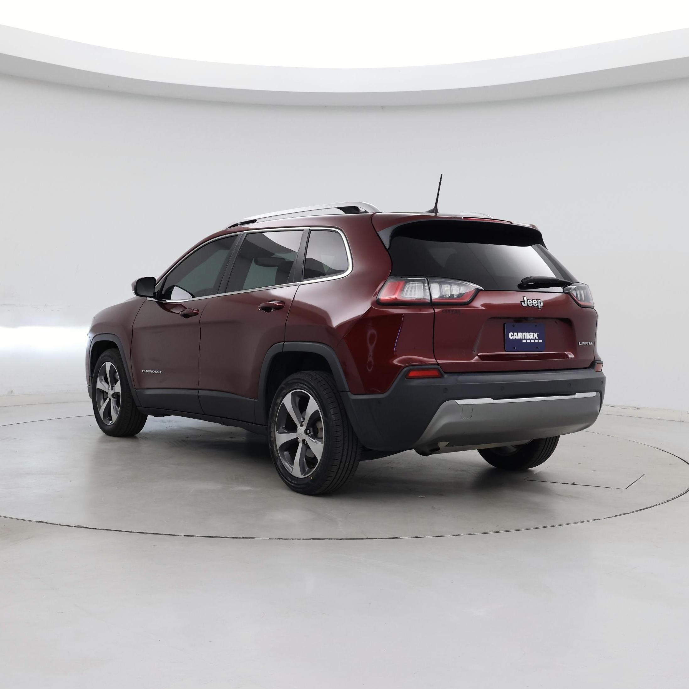 Thumbnail: 2019 Jeep Cherokee - 2