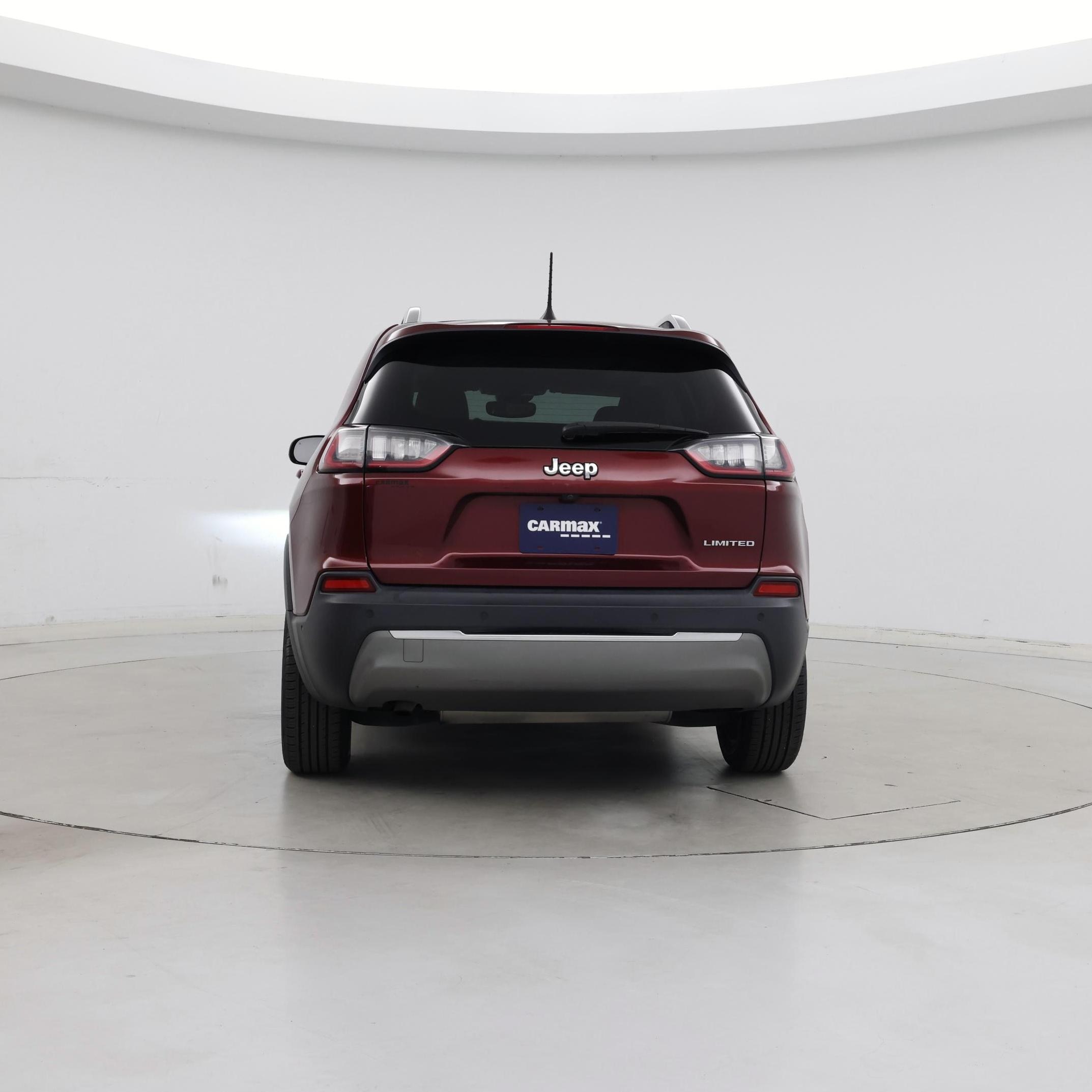 Thumbnail: 2019 Jeep Cherokee - 6