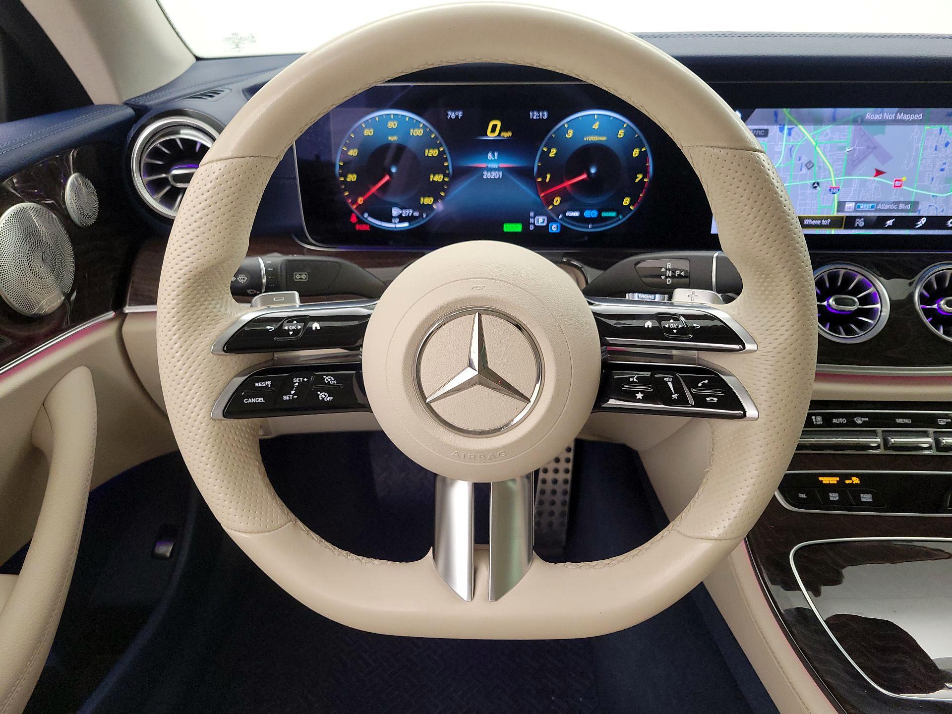 Thumbnail: 2022 Mercedes-Benz E-Class - 10