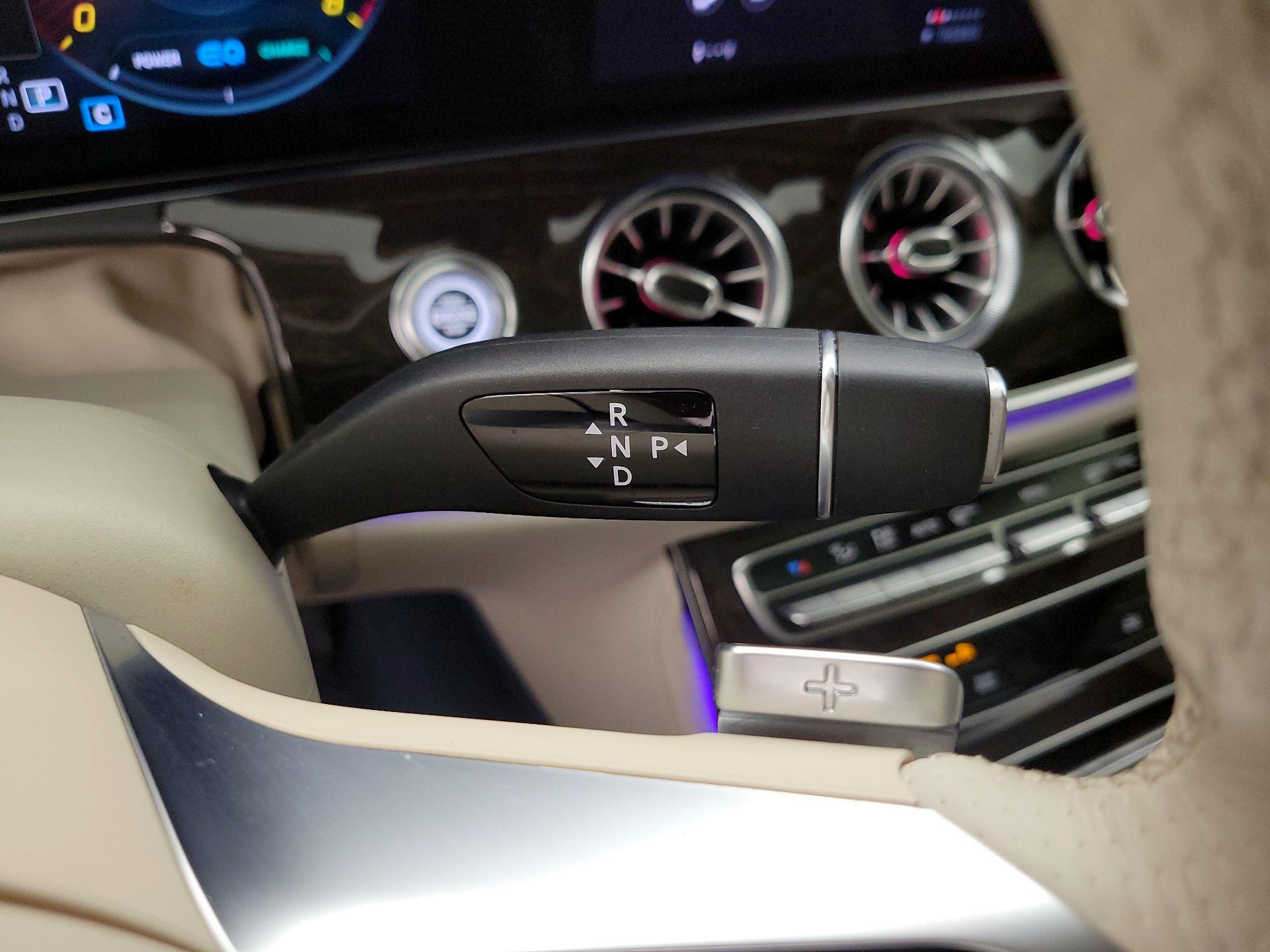 Thumbnail: 2022 Mercedes-Benz E-Class - 18