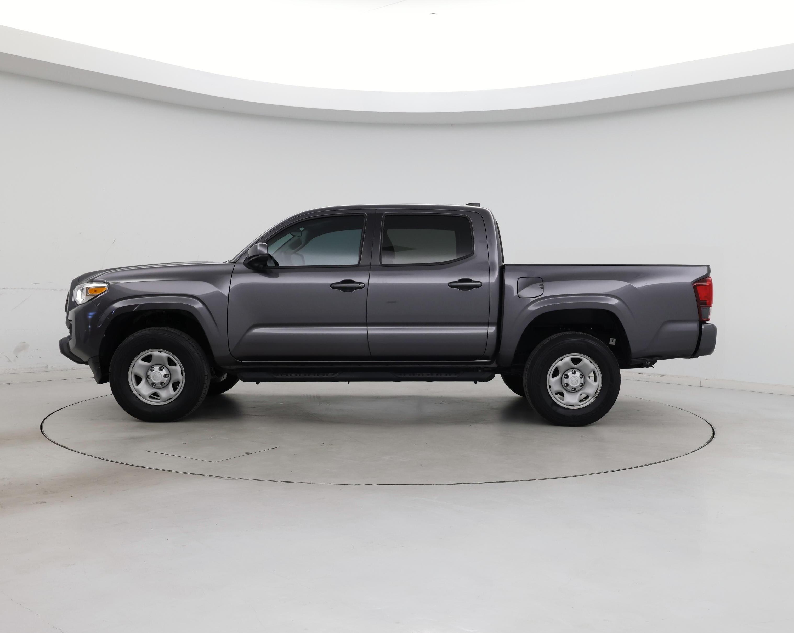 Thumbnail: 2022 Toyota Tacoma - 3