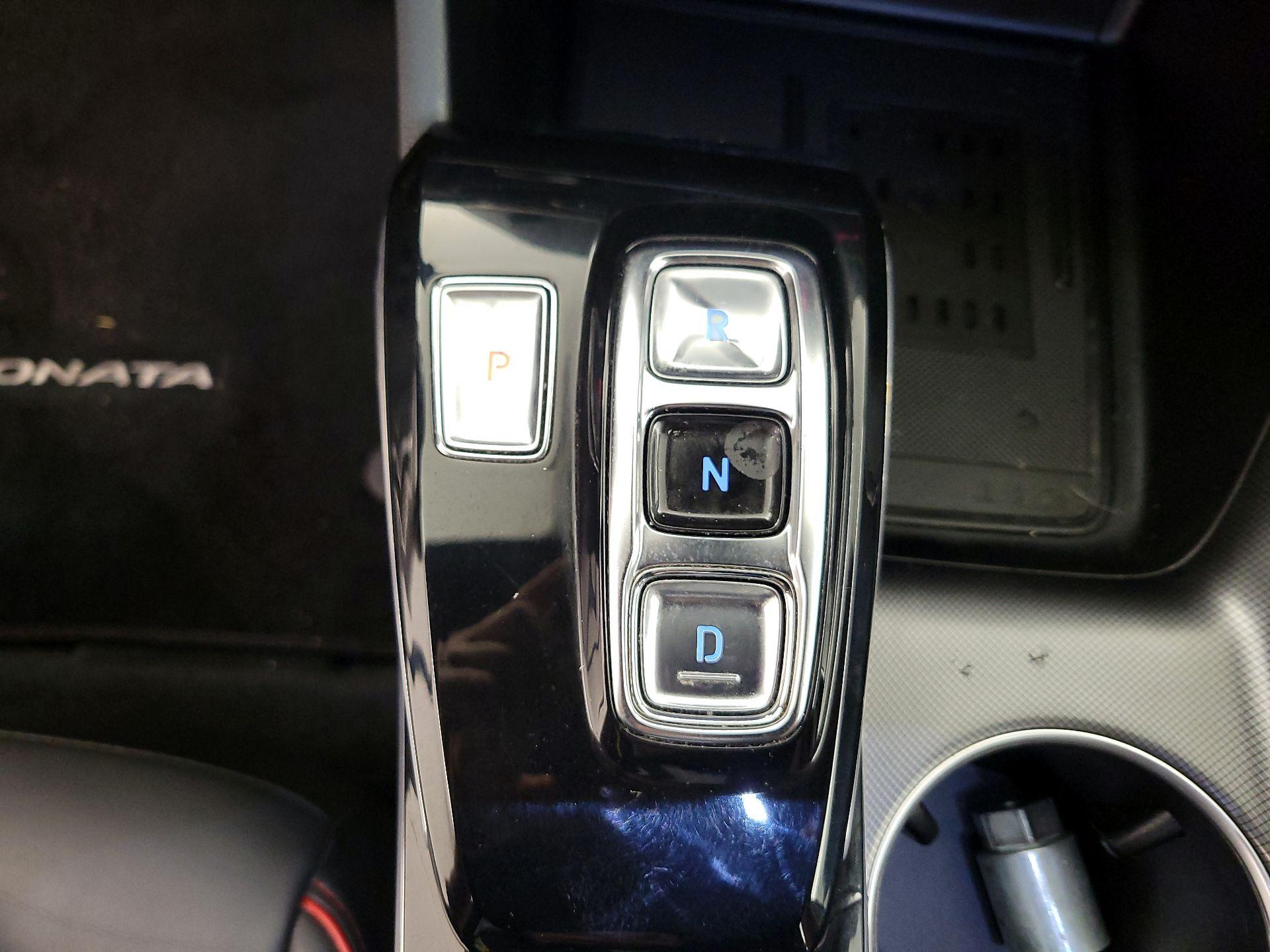 Thumbnail: 2020 Hyundai Sonata - 18