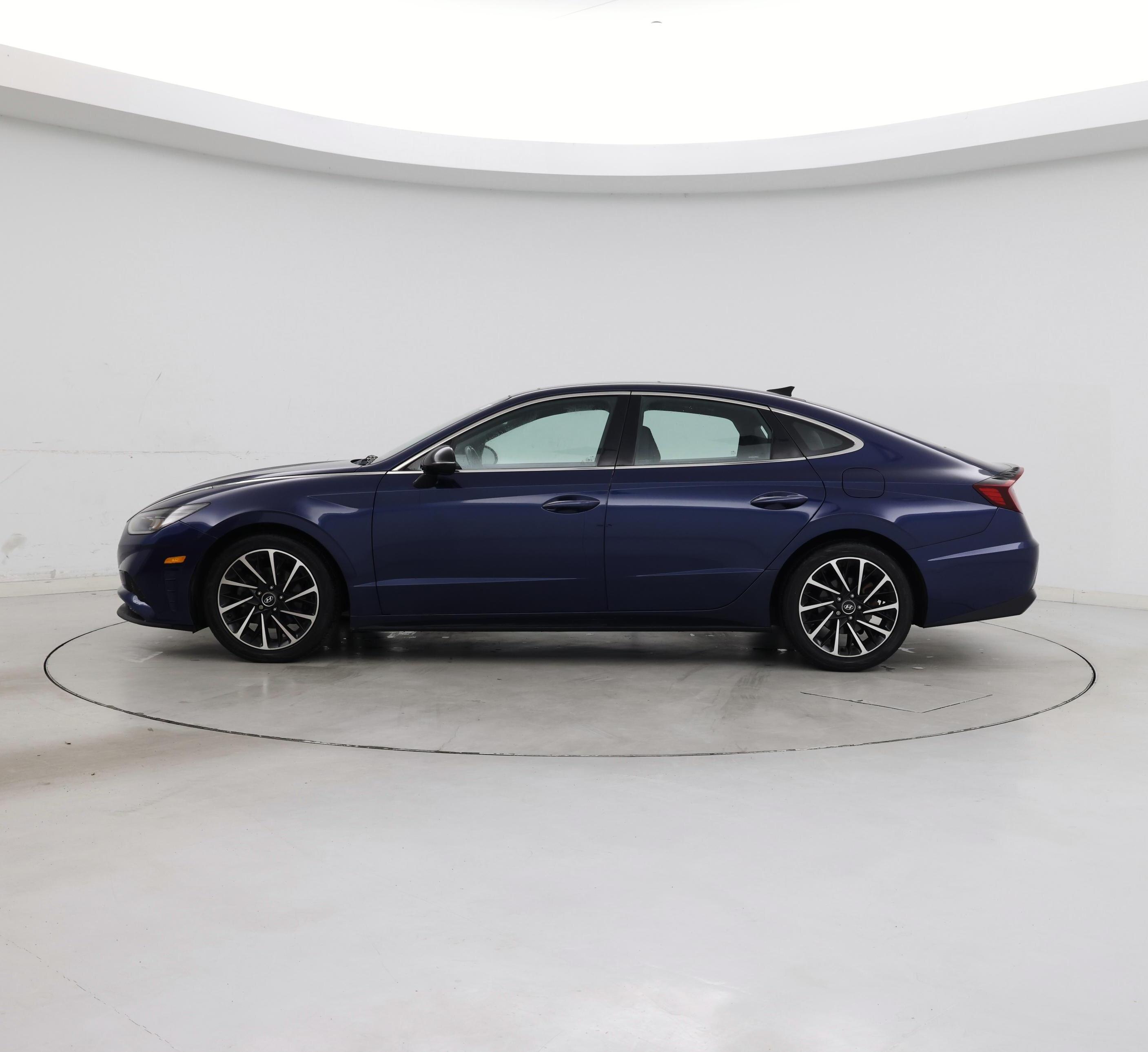 Thumbnail: 2020 Hyundai Sonata - 3