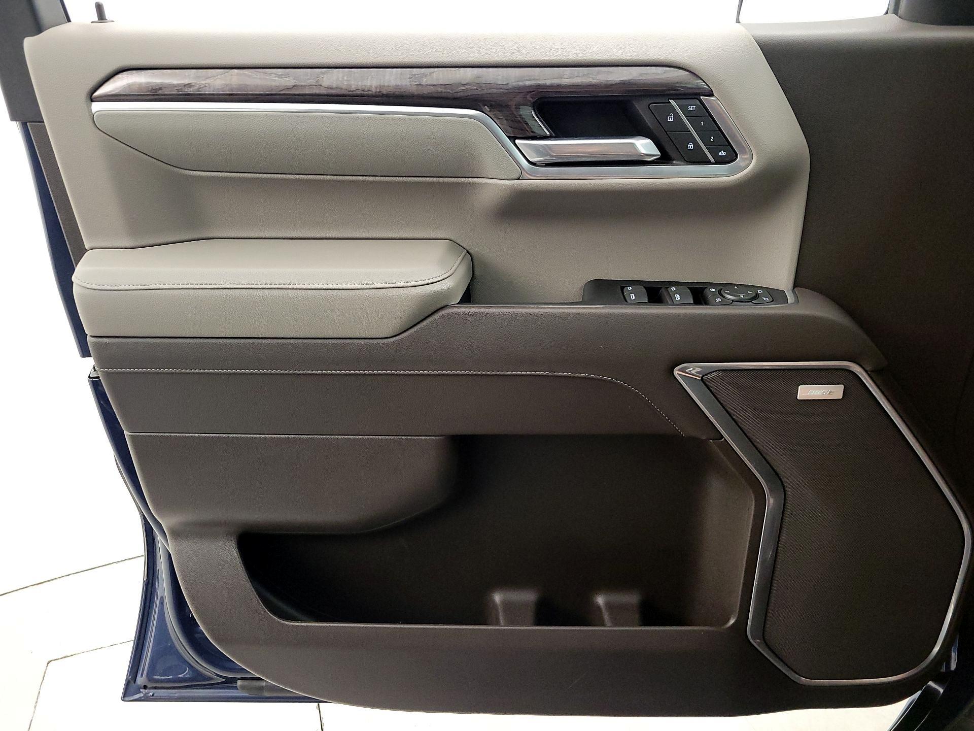 Thumbnail: 2022 Chevrolet Silverado 1500 - 12