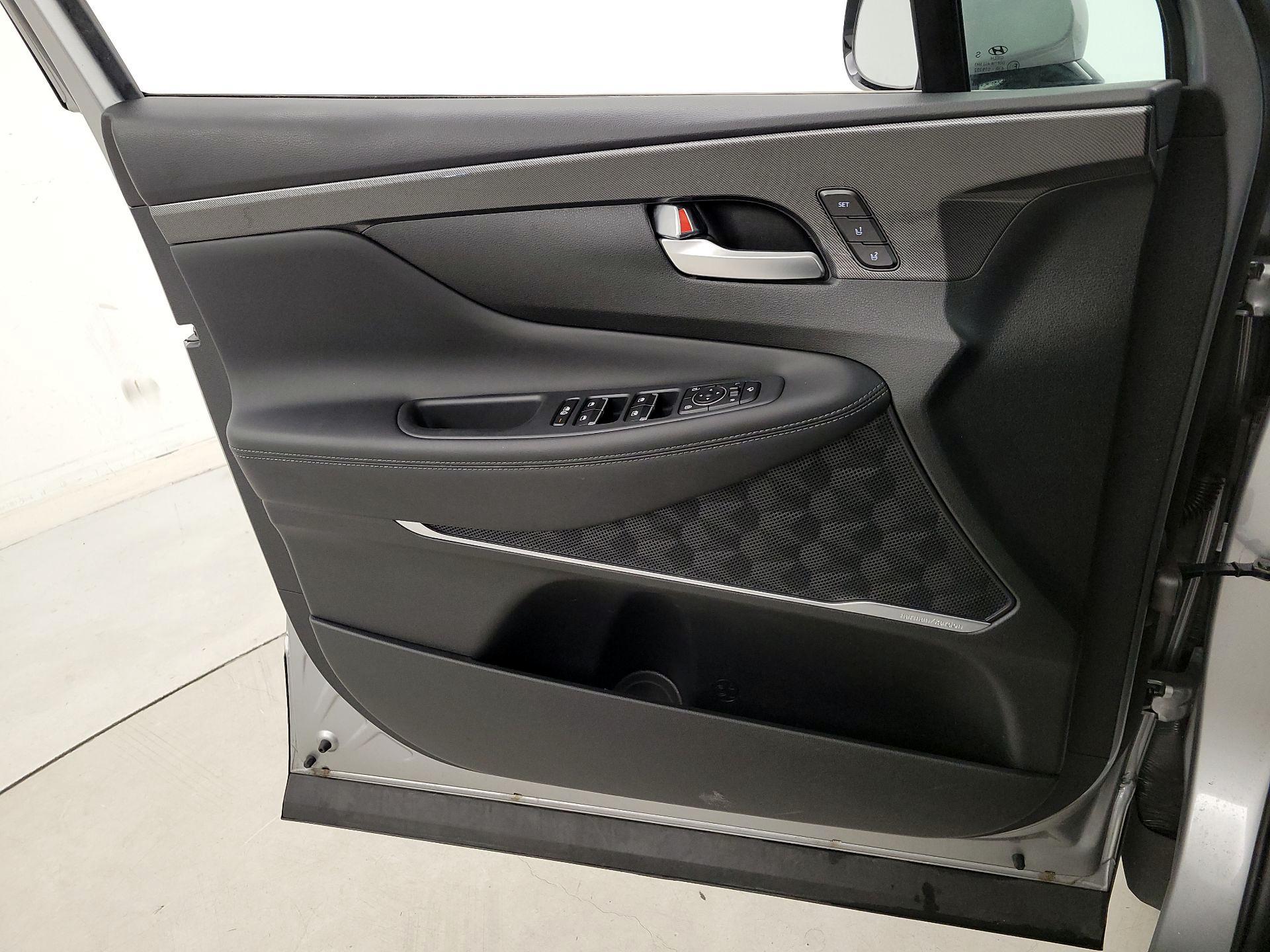 Thumbnail: 2023 Hyundai Santa Fe - 12