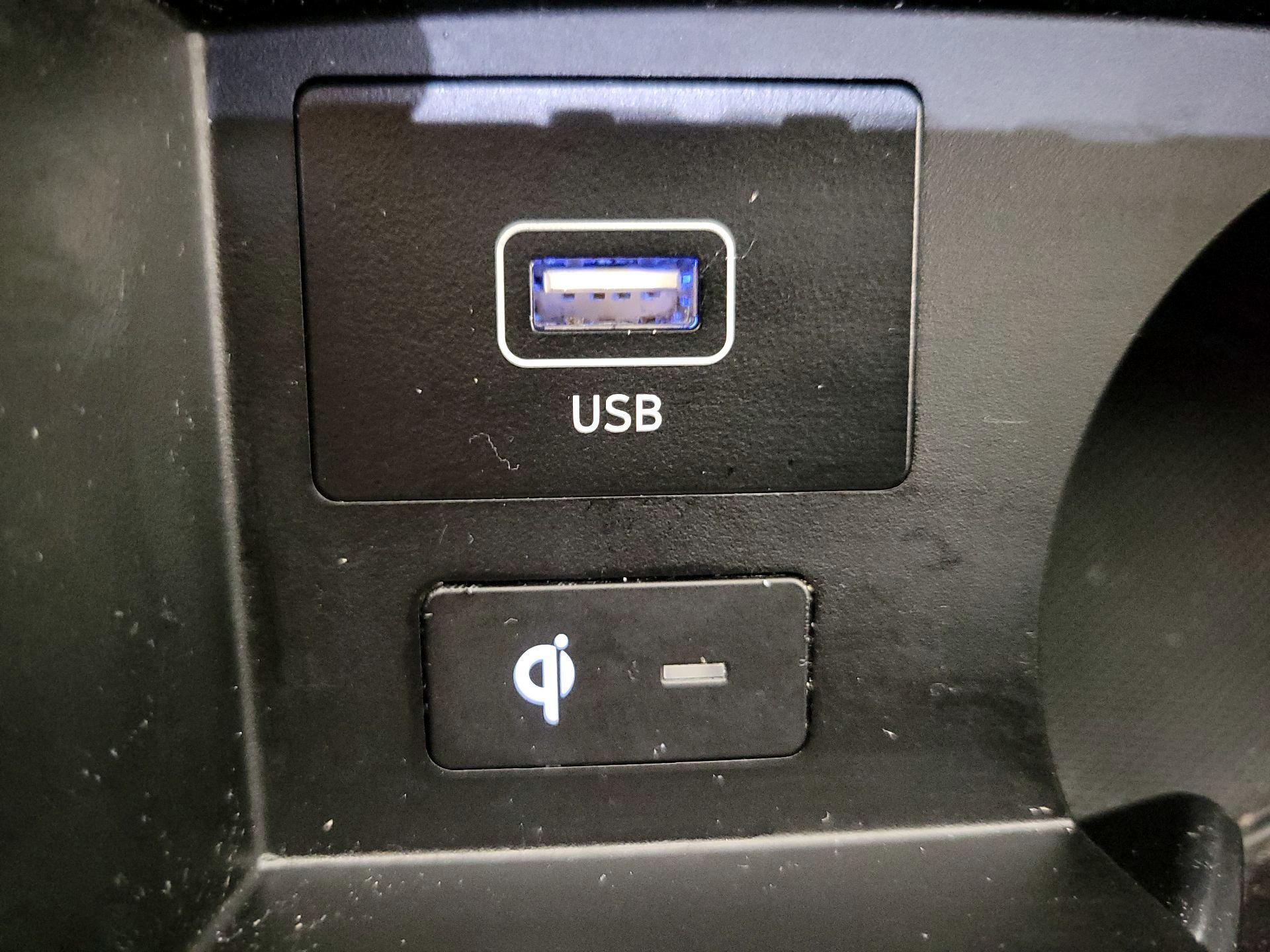 Thumbnail: 2023 Hyundai Santa Fe - 19