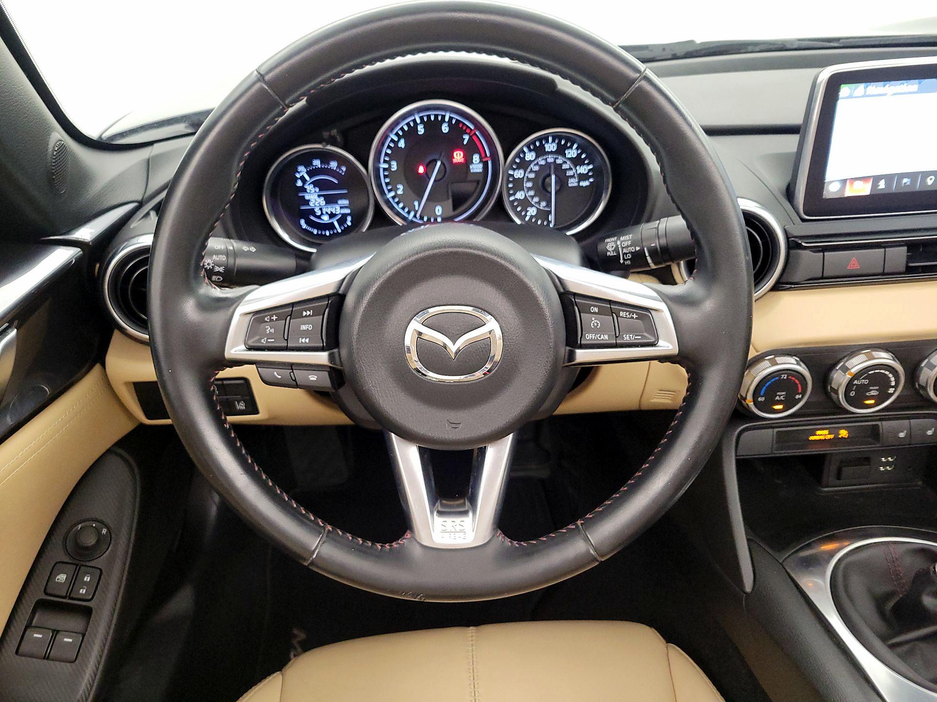 Thumbnail: 2016 Mazda MX-5 Miata - 10