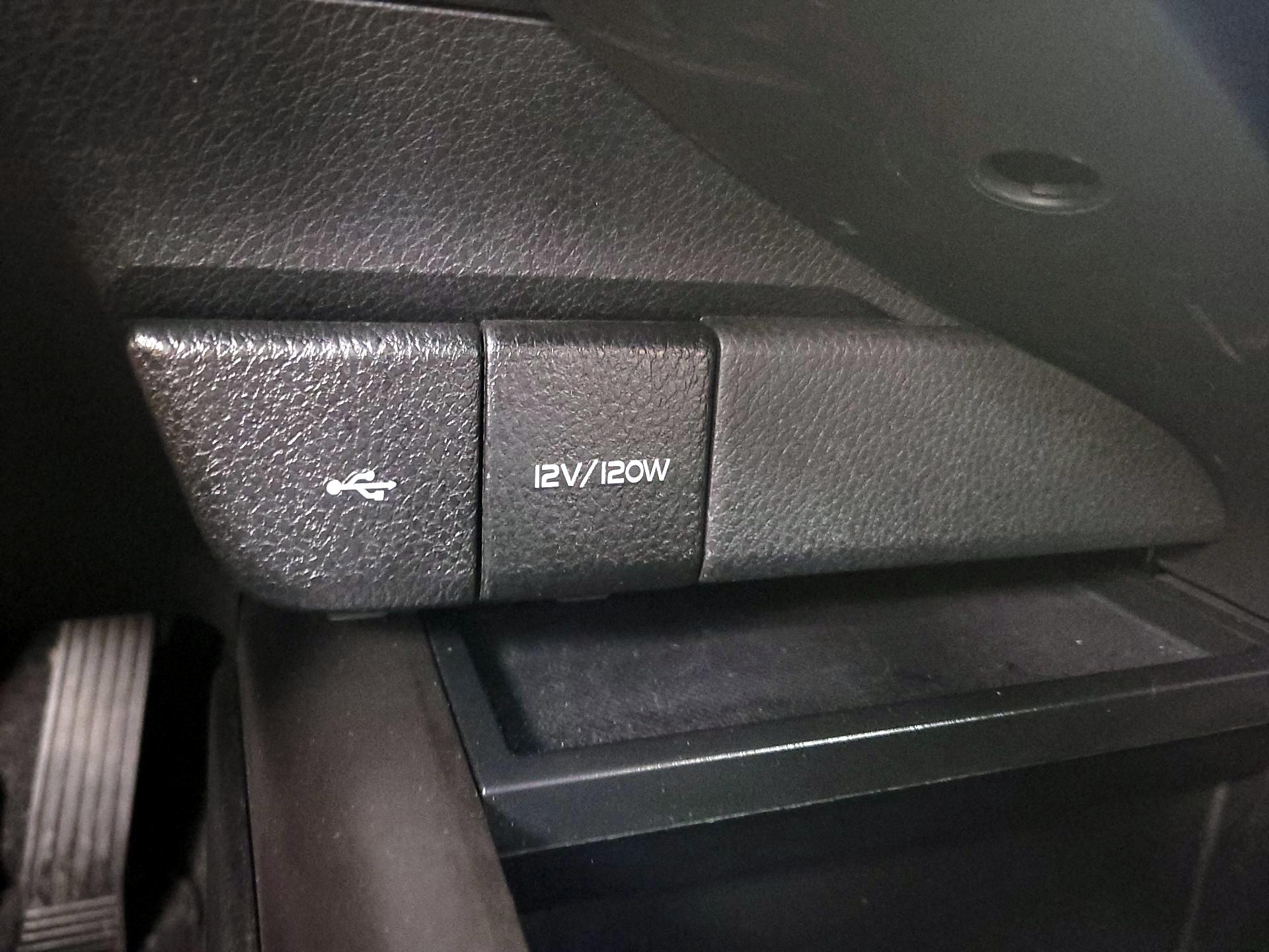 Thumbnail: 2024 Toyota Camry - 18