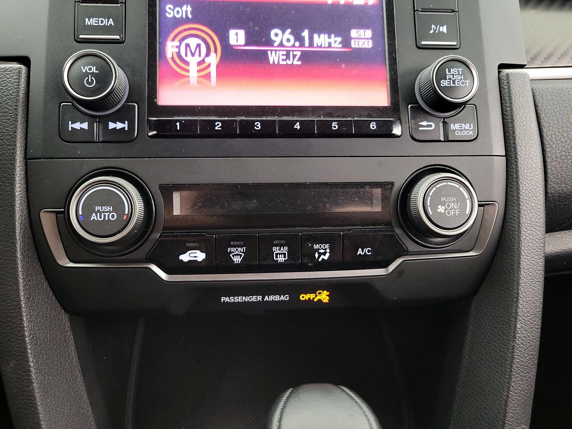 Thumbnail: 2018 Honda Civic - 16