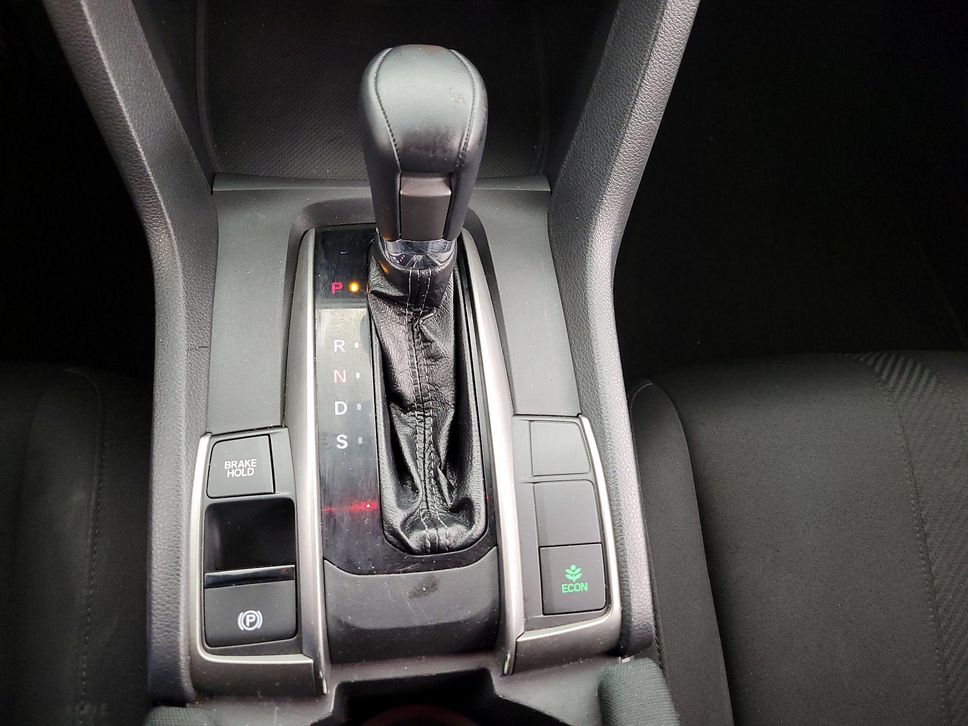 Thumbnail: 2018 Honda Civic - 17