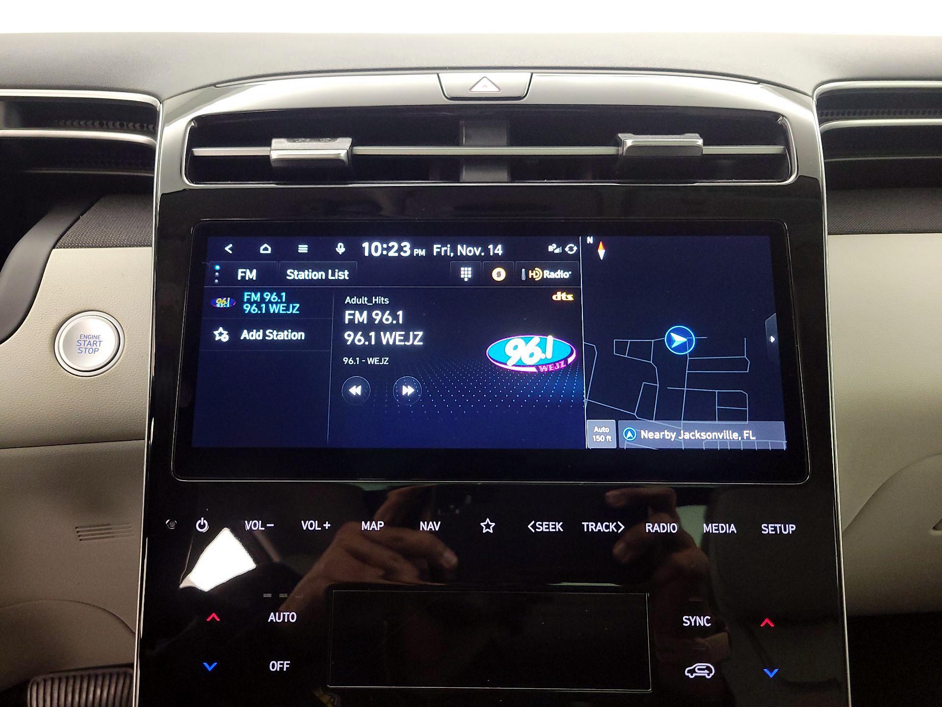 Thumbnail: 2023 Hyundai Tucson - 16