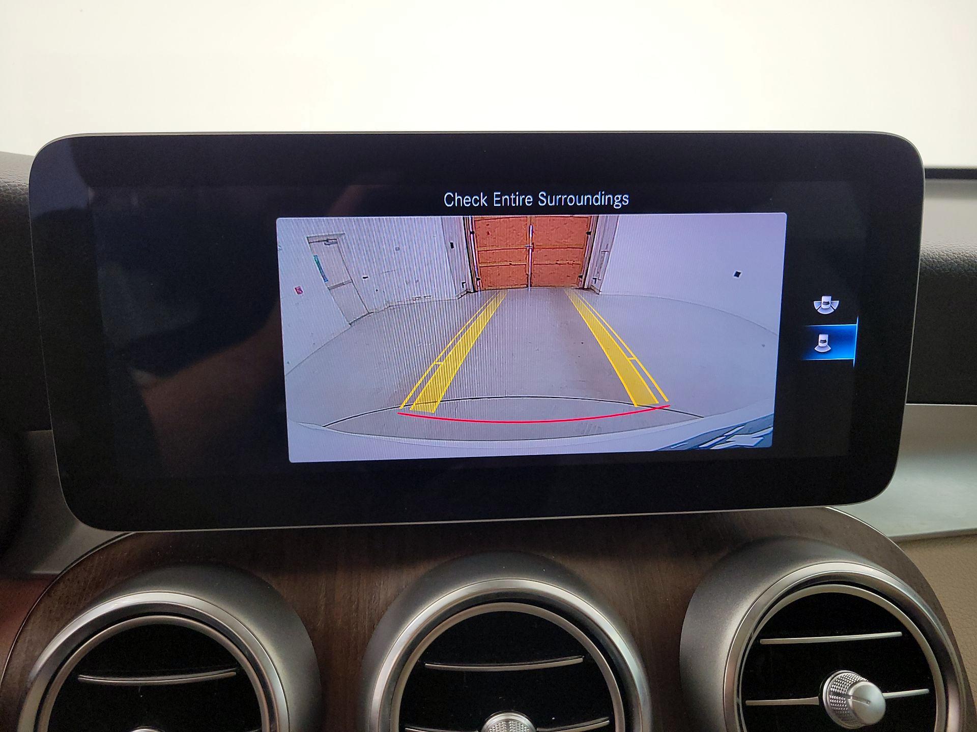 Thumbnail: 2020 Mercedes-Benz GLC - 14