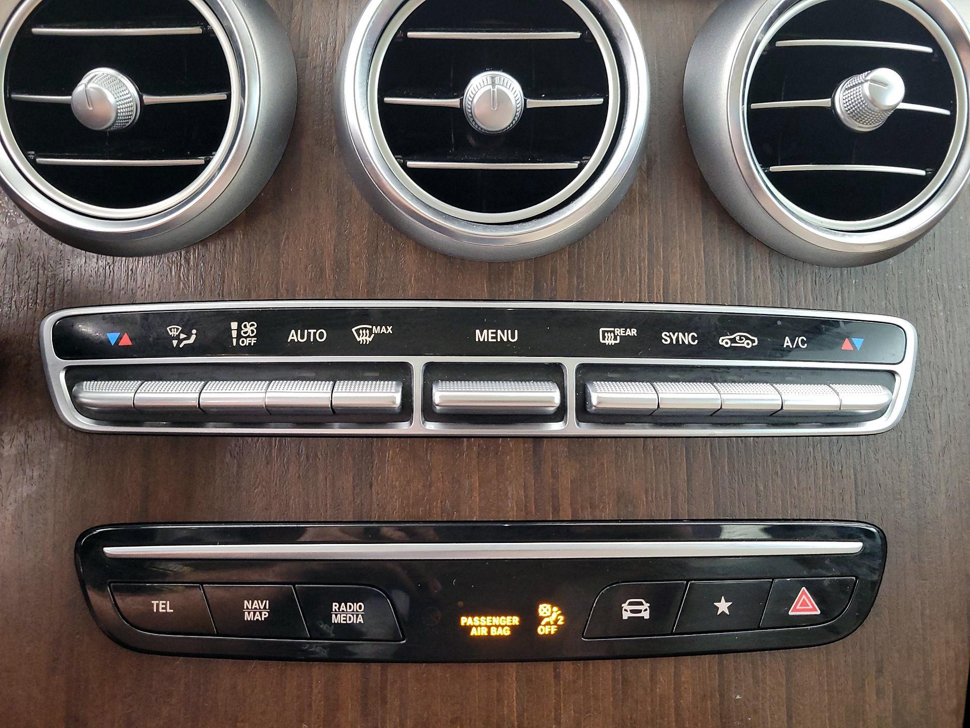 Thumbnail: 2020 Mercedes-Benz GLC - 16