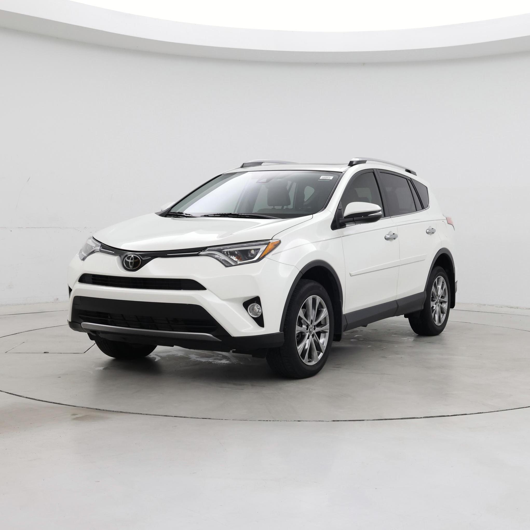 Thumbnail: 2018 Toyota RAV4 - 4