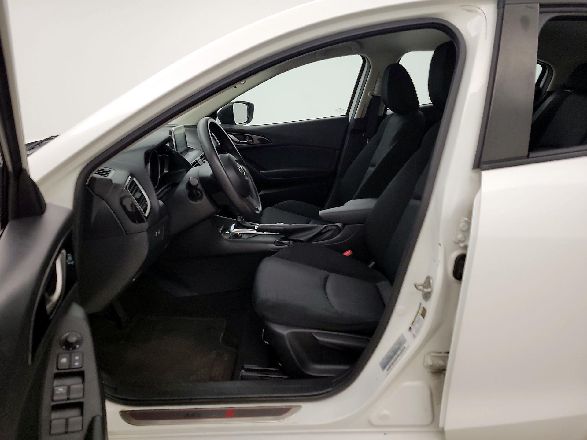 Thumbnail: 2016 Mazda Mazda3 - 11