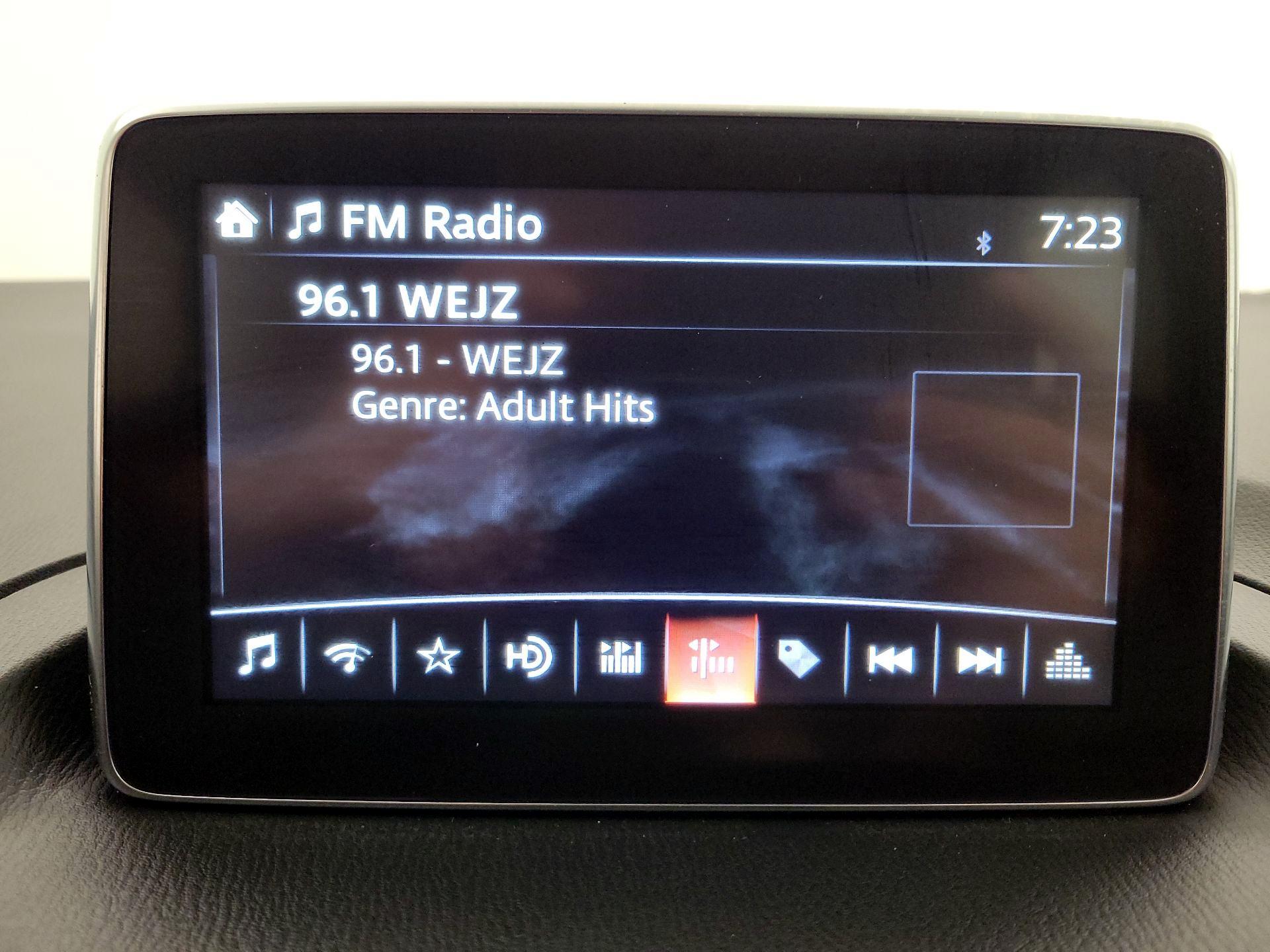 Thumbnail: 2016 Mazda Mazda3 - 15