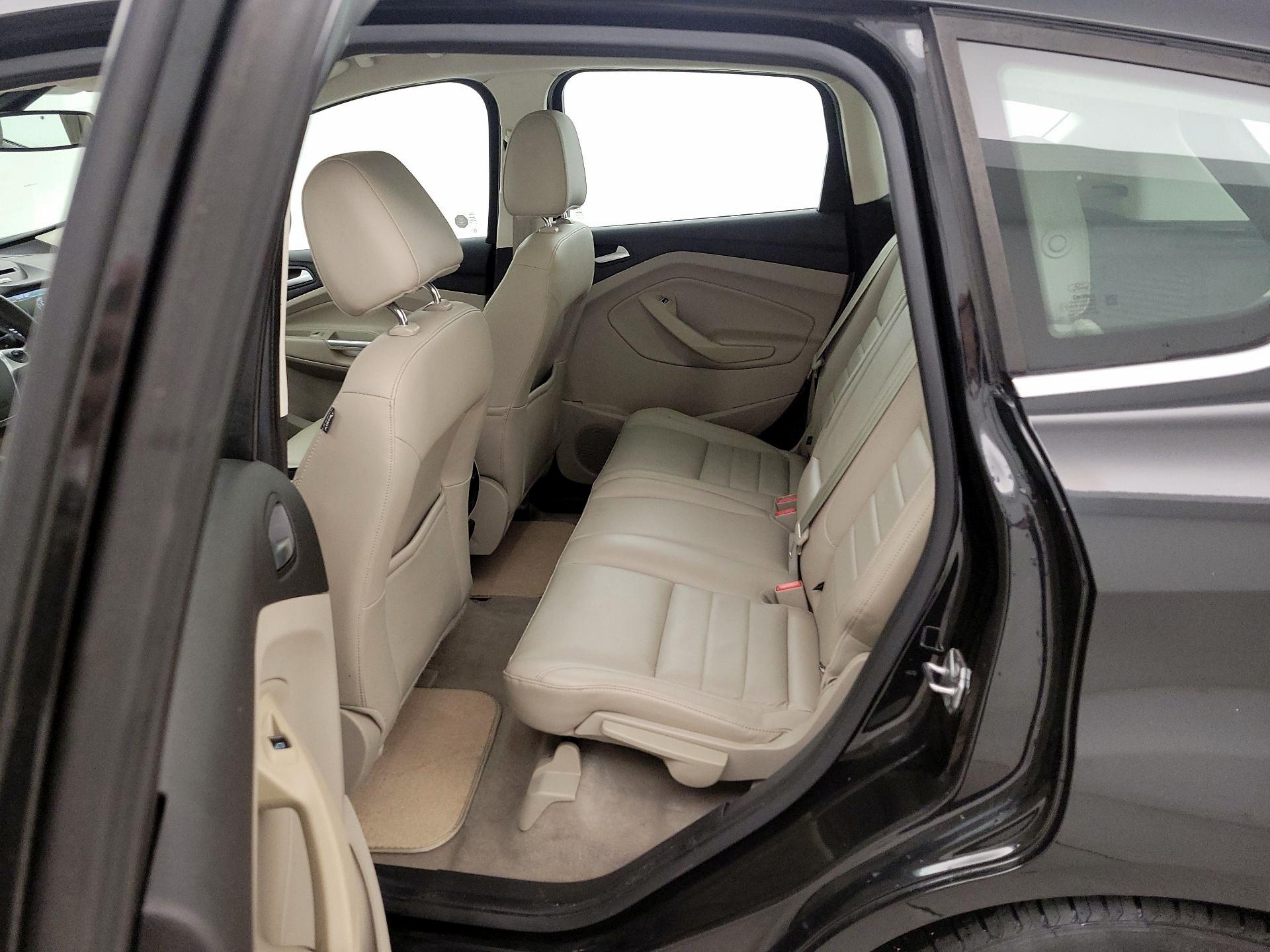 Thumbnail: 2015 Ford C-Max - 18