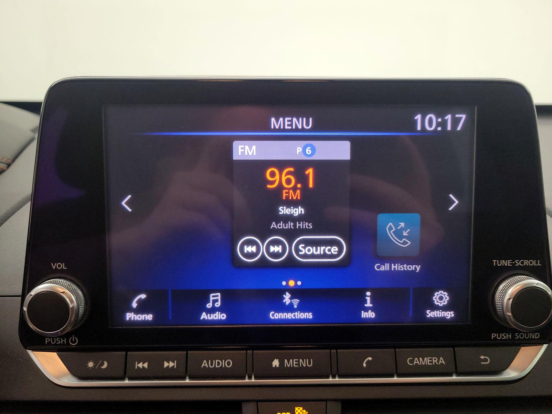 Thumbnail: 2021 Nissan Altima - 15