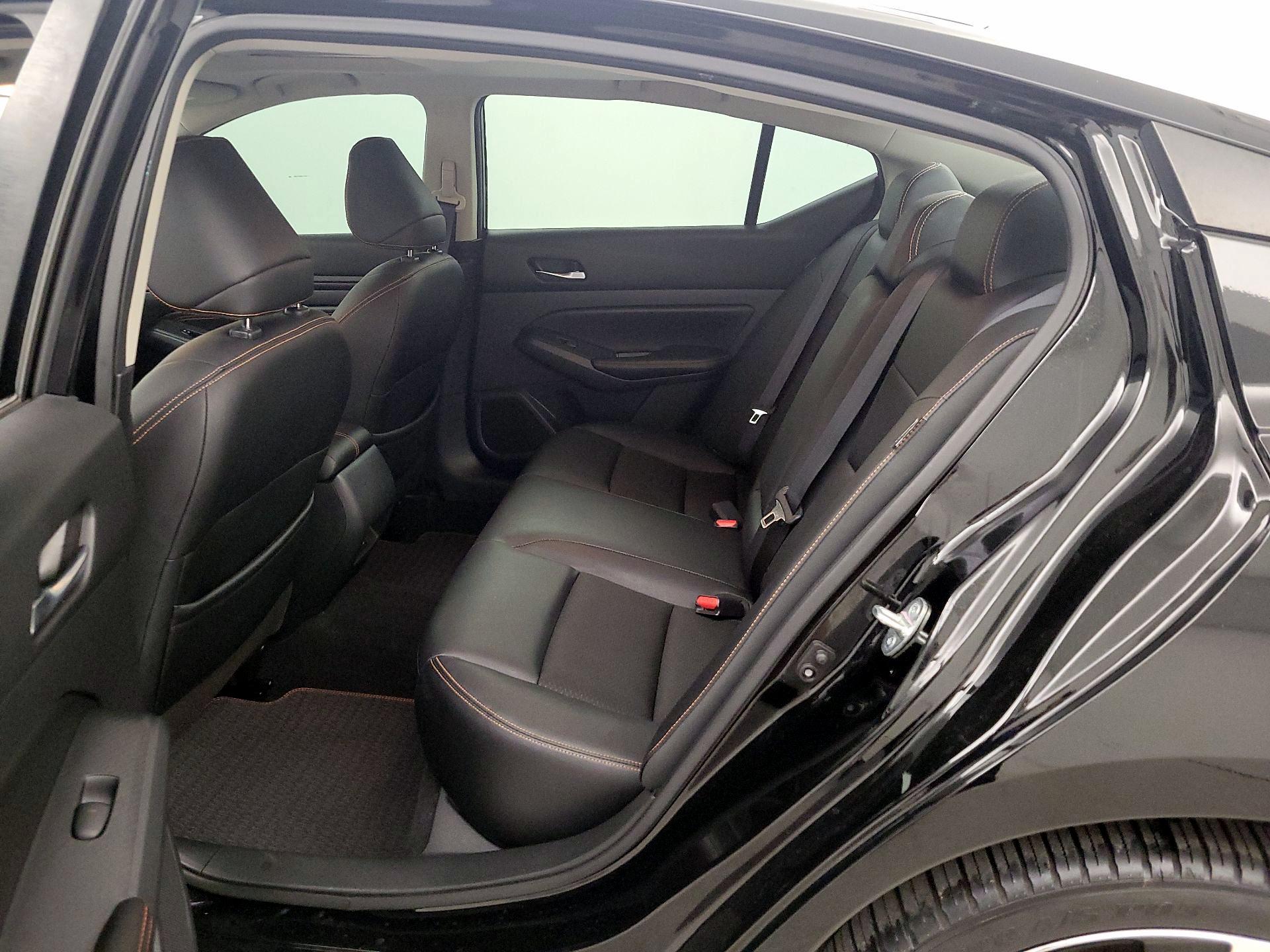 Thumbnail: 2021 Nissan Altima - 20