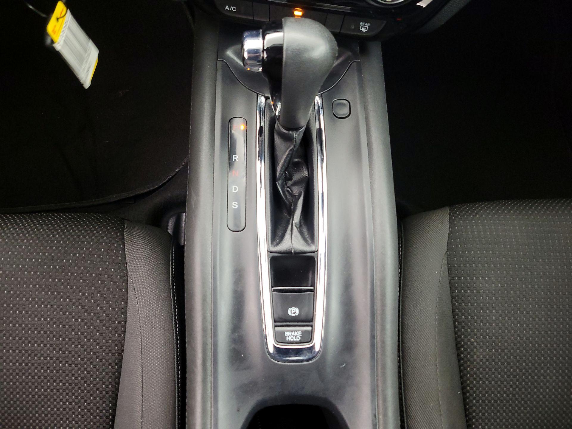 Thumbnail: 2022 Honda HR-V - 17