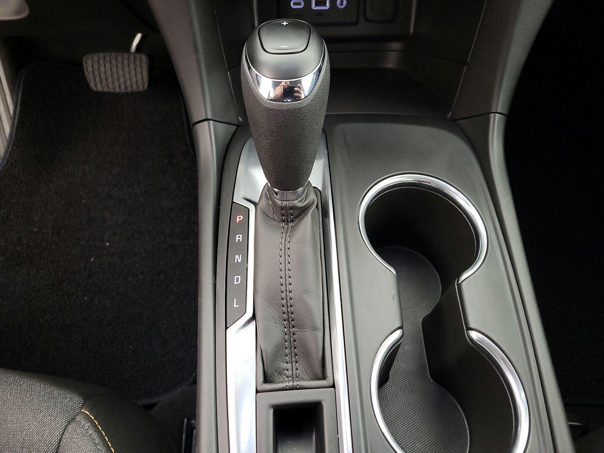 Thumbnail: 2020 Chevrolet Equinox - 17