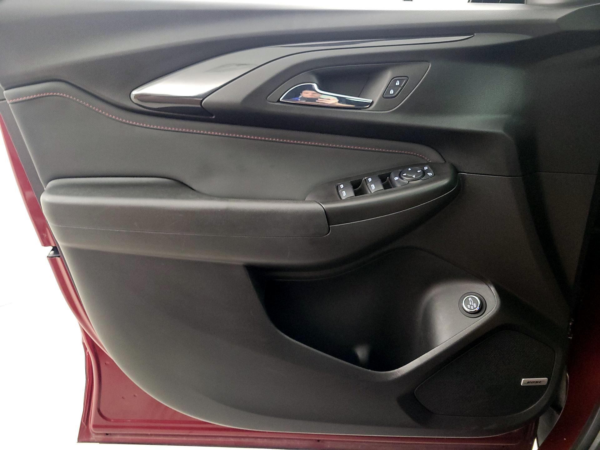 Thumbnail: 2023 Chevrolet TrailBlazer - 12