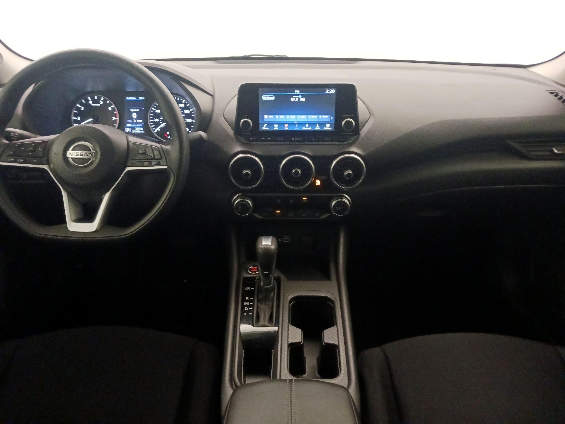 Thumbnail: 2022 Nissan Sentra - 9