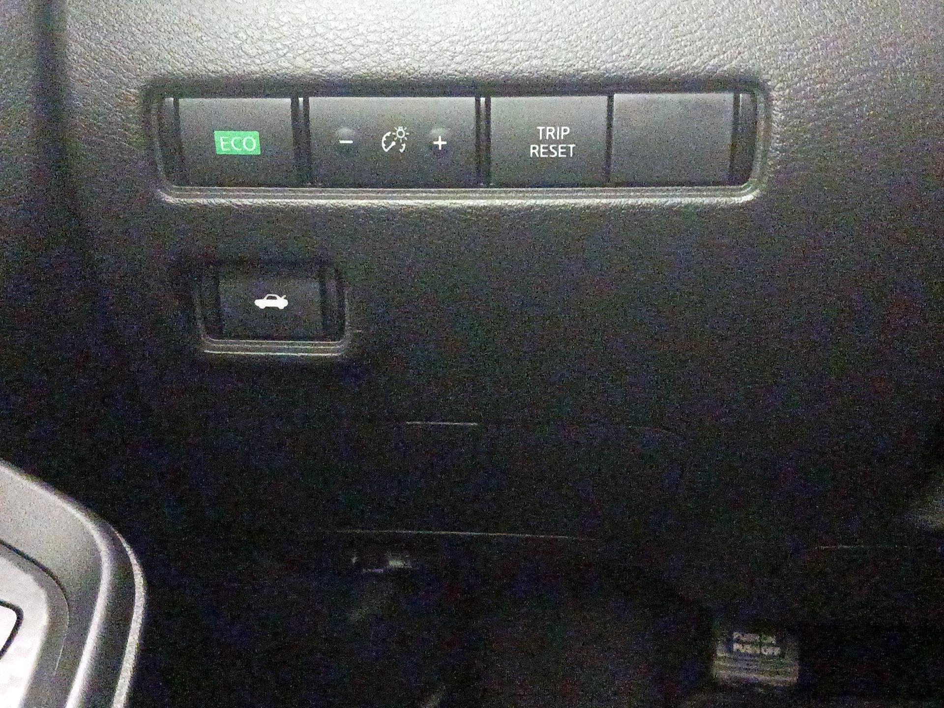 Thumbnail: 2022 Nissan Sentra - 13