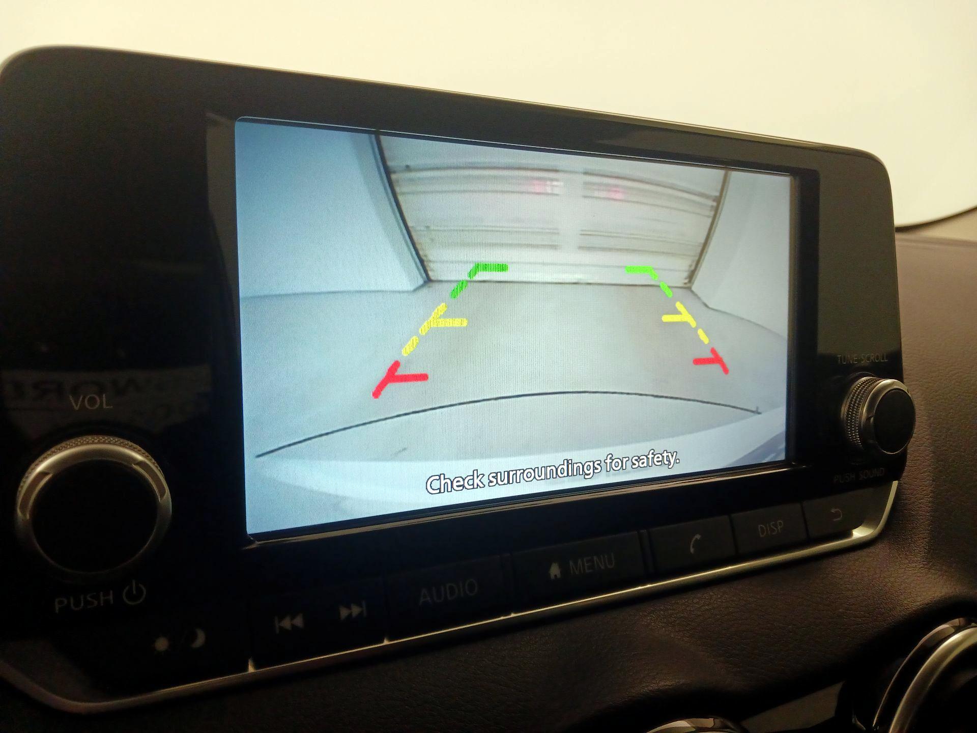 Thumbnail: 2022 Nissan Sentra - 14