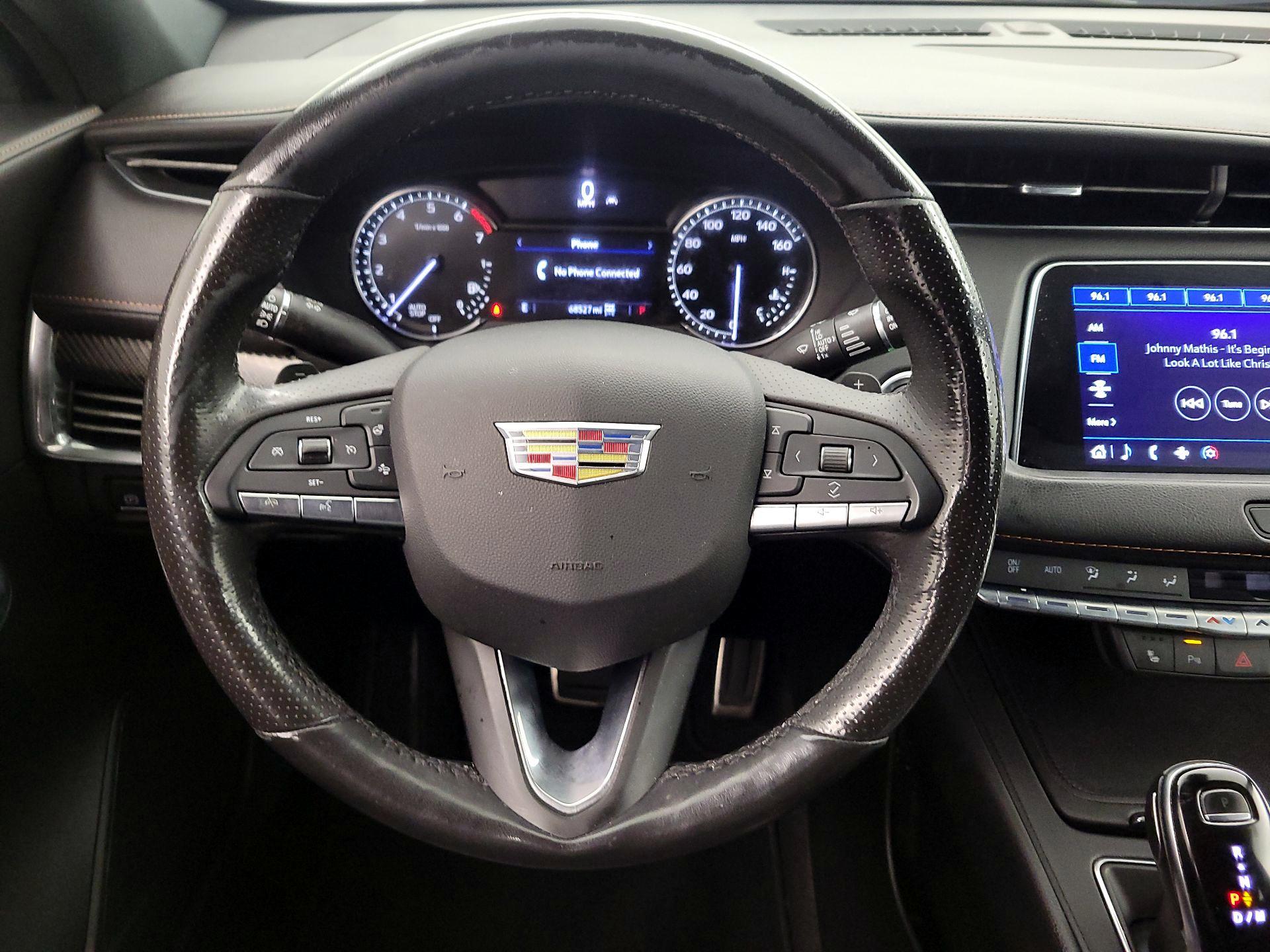 Thumbnail: 2020 Cadillac XT4 - 10