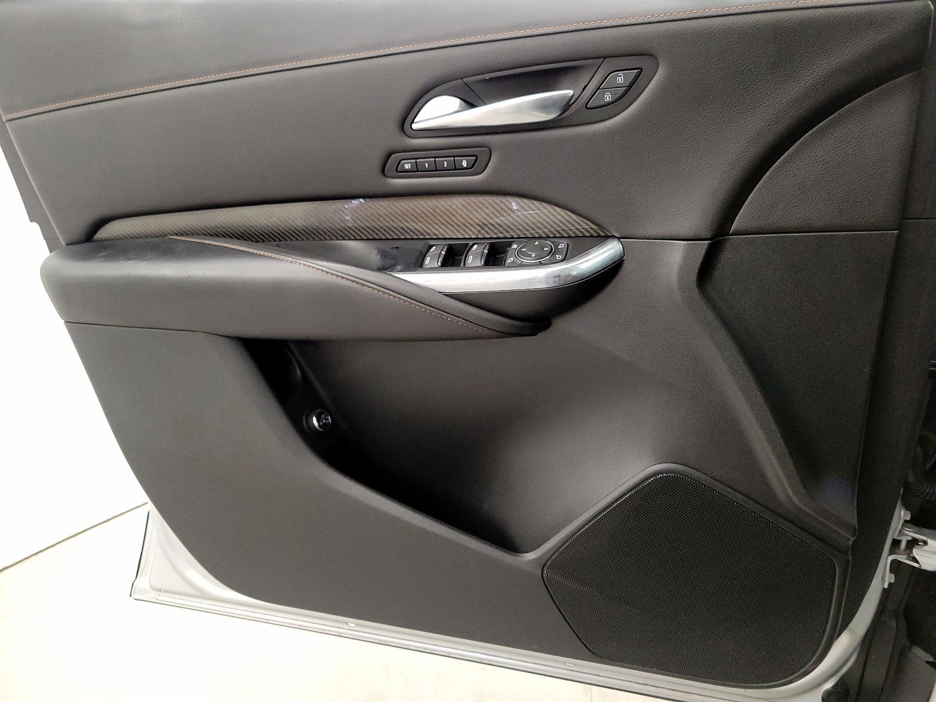 Thumbnail: 2020 Cadillac XT4 - 12