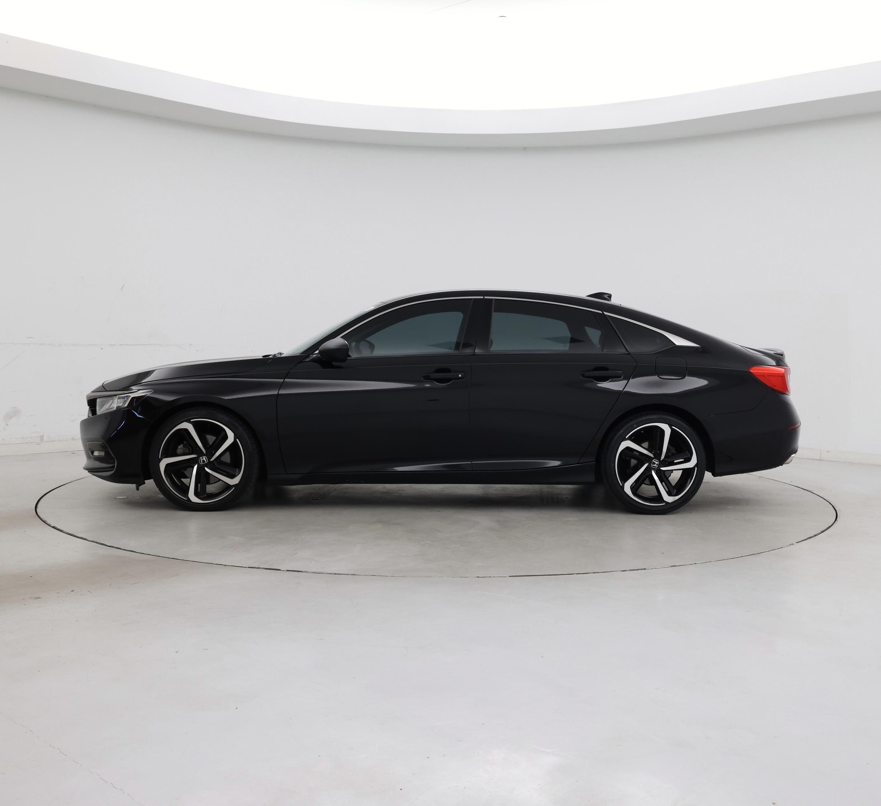 Thumbnail: 2018 Honda Accord - 3