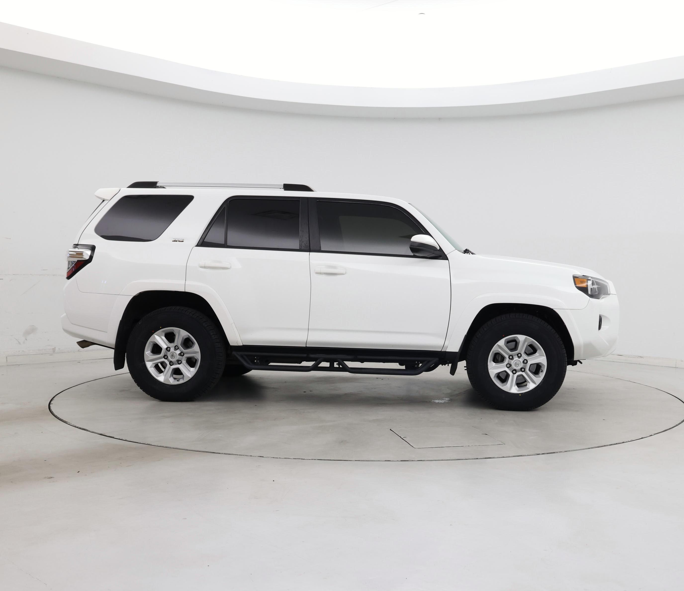 Thumbnail: 2021 Toyota 4Runner - 7